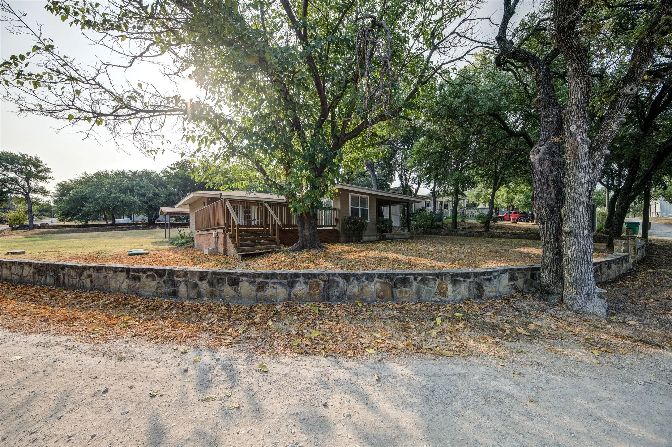 Single Family Residence For Sale in Wise County , 259 Dock Street, Bridgeport, Texas 76426, 2 Bedroom, 1 Bathroom, 2 Garage spaces, 1,125 Sqft, built in 1997, mls#21352511, Real Estate Agent in Bridgeport, Homes For Sale in Wise county, Homes For Sale in Bridgeport, Realtor in Bridgeport Texas, Real Estate Brokerage Independent Realty Texas, Luminita Cordes Realtor
