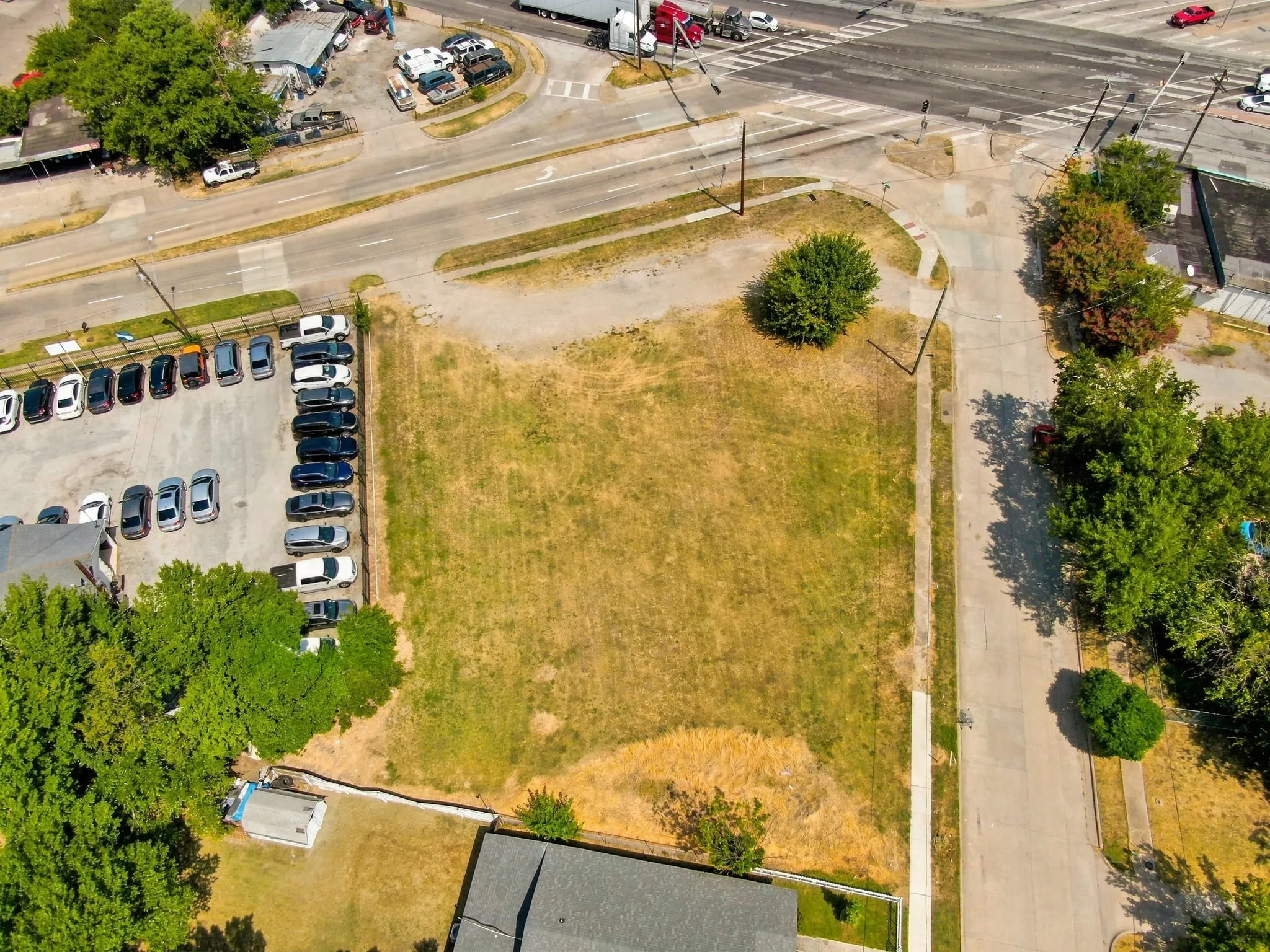 Unimproved Land For Sale in Dallas County , 5212 Bernal Drive, Dallas, Texas 75212, 0, 0, Garage spaces, 0 Sqft, built in 0, mls#21352742, Real Estate Agent in Dallas, Homes For Sale in Dallas county, Homes For Sale in Dallas, Realtor in Dallas Texas, Real Estate Brokerage Independent Realty Texas, Luminita Cordes Realtor
