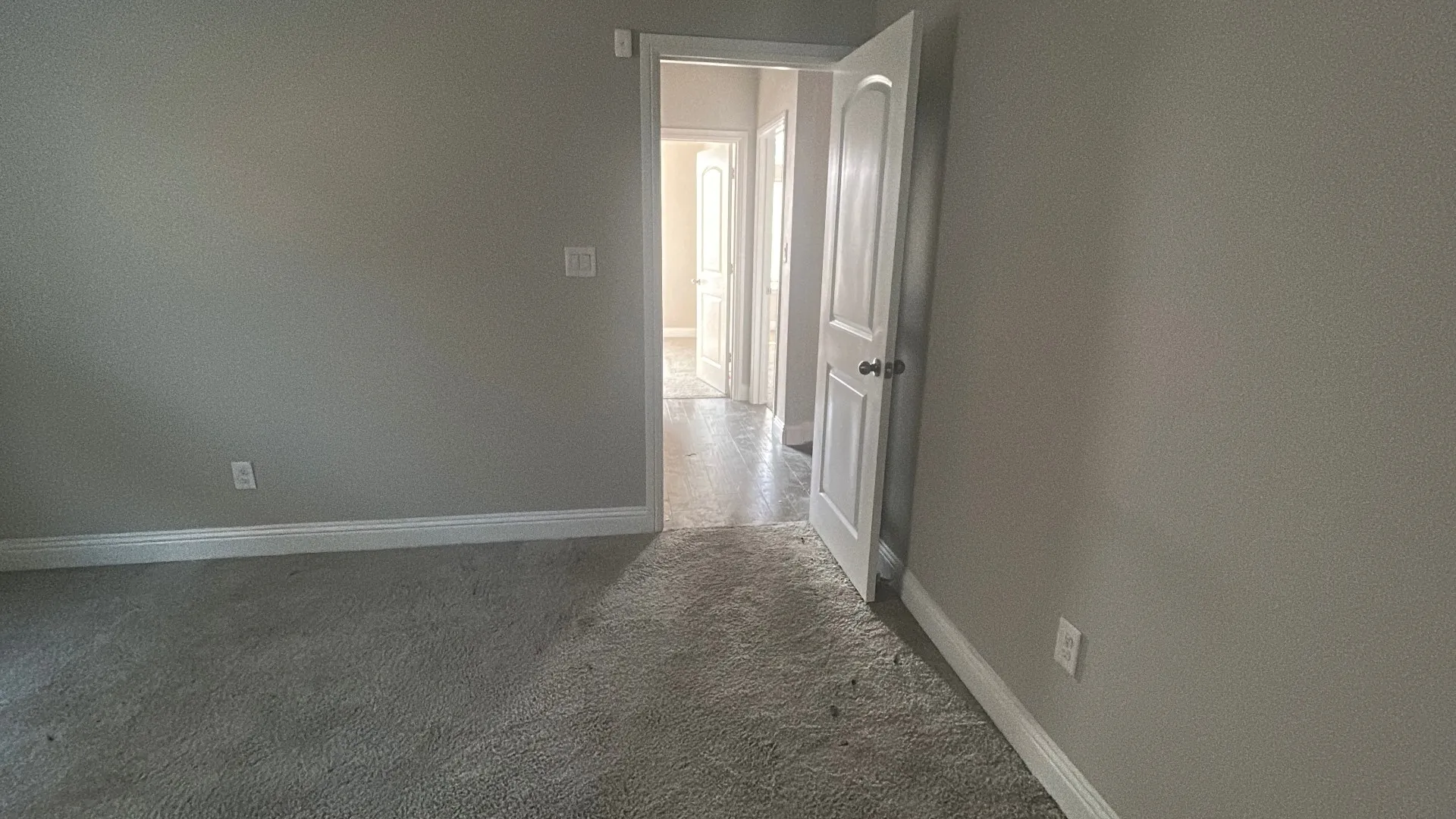 Single Family Residence For Sale in Johnson County , 109 Independence Drive, Joshua, Texas 76058, 4 Bedroom, 2 Bathroom, 2 Garage spaces, 2,105 Sqft, built in 2021, mls#21350934, Real Estate Agent in Joshua, Homes For Sale in Johnson county, Homes For Sale in Joshua, Realtor in Joshua Texas, Real Estate Brokerage Independent Realty Texas, Luminita Cordes Realtor