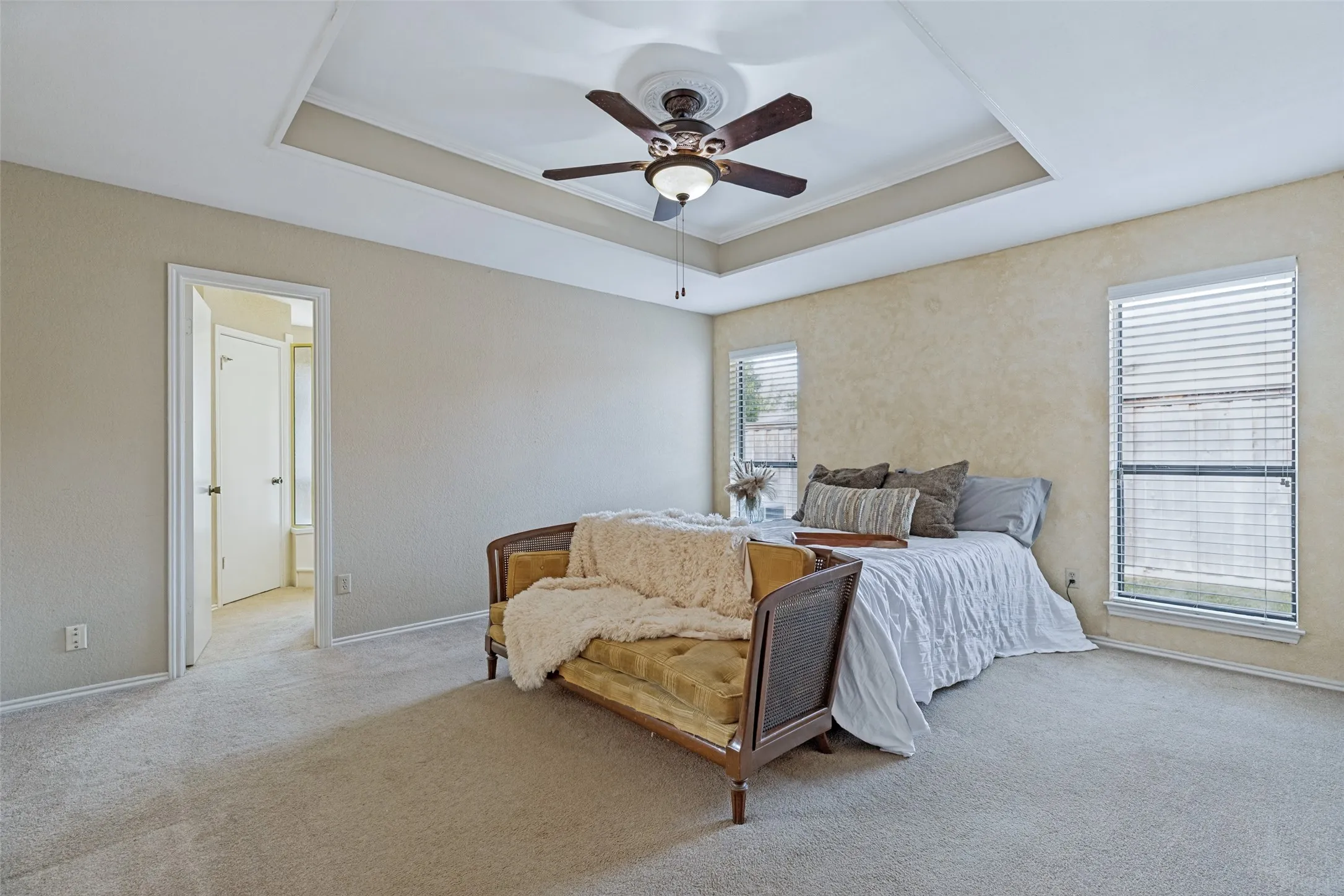 Single Family Residence For Sale in Collin County , 1001 Bass Drive, Plano, Texas 75025, 3 Bedroom, 2 Bathroom, 2 Garage spaces, 1,741 Sqft, built in 1984, mls#21351425, Real Estate Agent in Plano, Homes For Sale in Collin county, Homes For Sale in Plano, Realtor in Plano Texas, Real Estate Brokerage Independent Realty Texas, Luminita Cordes Realtor