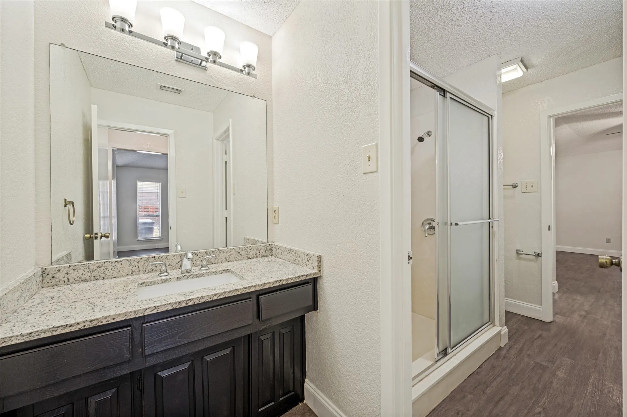 Duplex For Rent in Collin County , 8902 Marilyn Drive, Frisco, Texas 75033, 2 Bedrooms, 1 Bathroom, Garage spaces, 1,134 Sqft, built in 1983, Price $1,700, mls#21338778, Real Estate Agent in Frisco, Homes For Rent in Collin county, Homes For Rent in Frisco, Realtor in Frisco Texas, Real Estate Brokerage Independent Realty Texas, Luminita Cordes Realtor