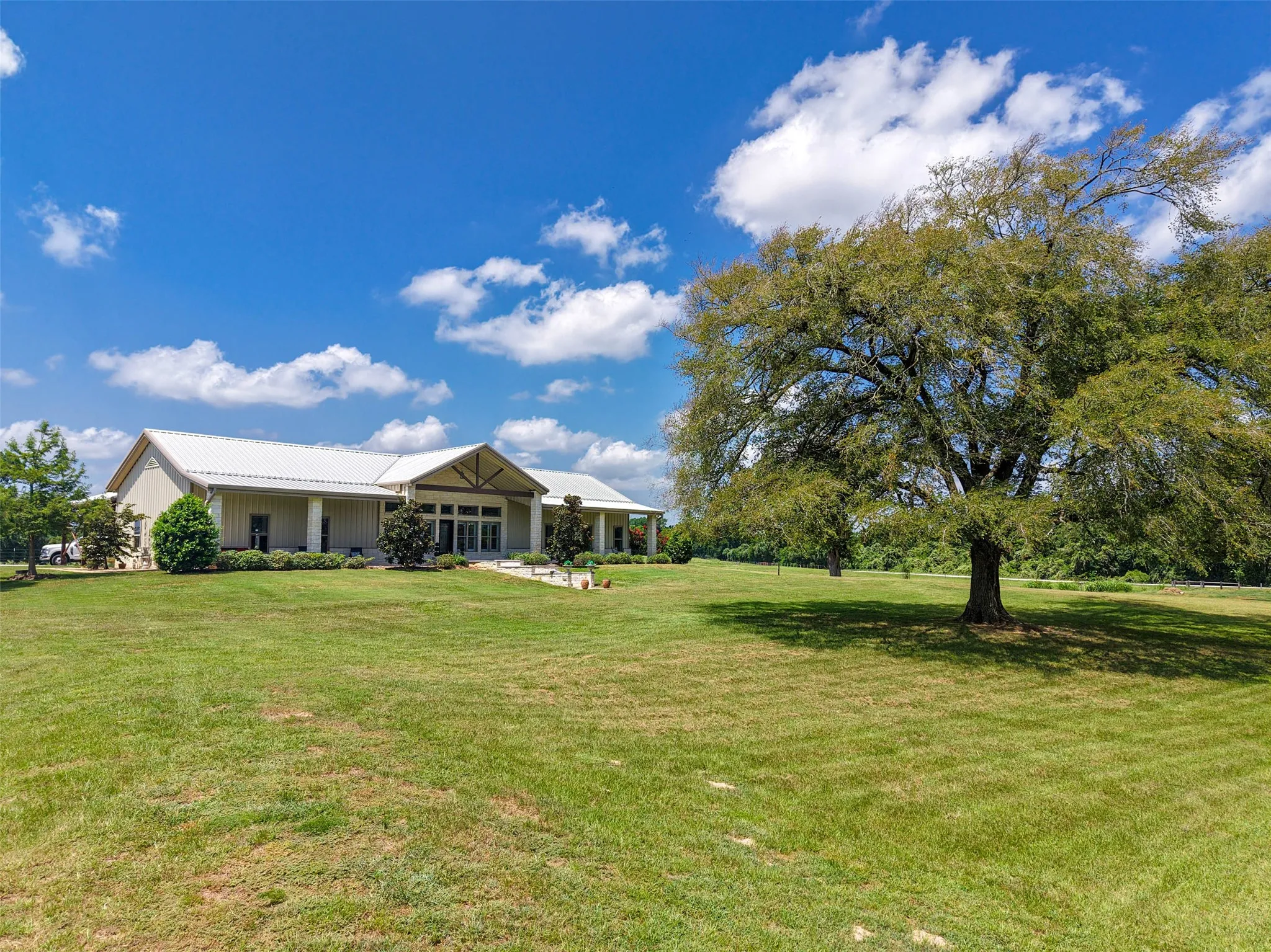 Single Family Residence For Sale in Washington (TX) County , 23557 FM 1155 E E, Washington, Texas 77880, 3 Bedroom, 2 Bathroom, 2 Garage spaces, 2,054 Sqft, built in 2019, mls#21352781, Real Estate Agent in Washington, Homes For Sale in Washington (TX) county, Homes For Sale in Washington, Realtor in Washington Texas, Real Estate Brokerage Independent Realty Texas, Luminita Cordes Realtor