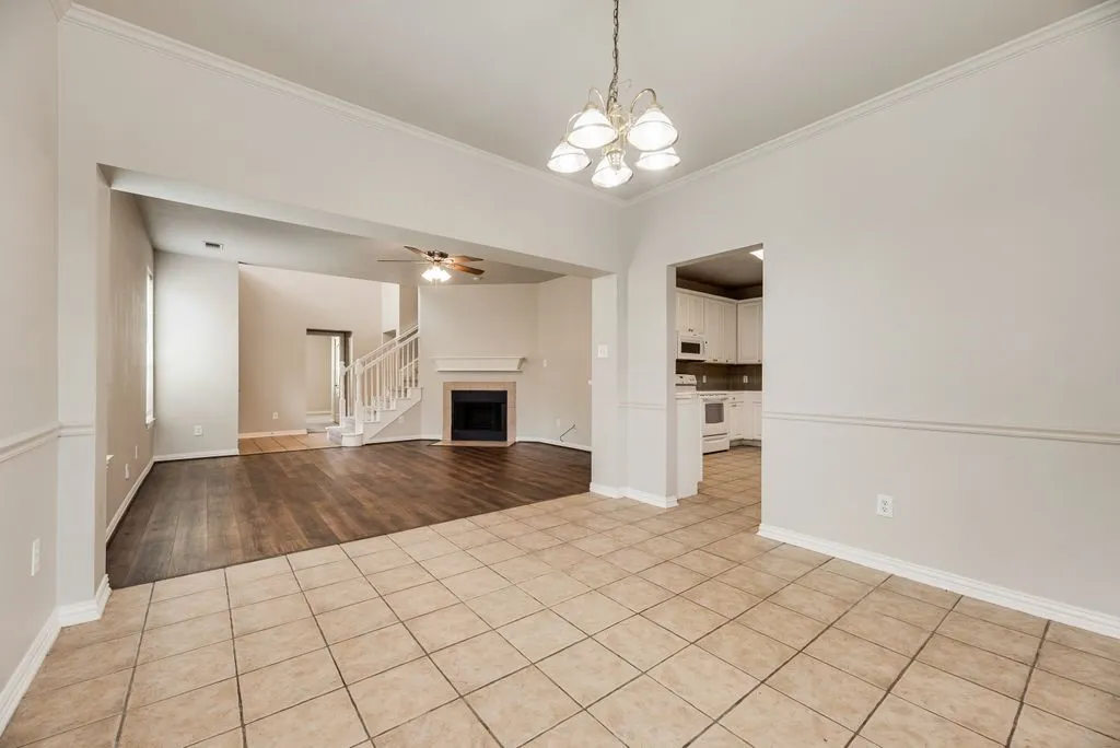 Single Family Residence For Rent in Denton County , 11632 Lenox Lane, Frisco, Texas 75033, 4 Bedroom, 3 Bathroom, 2 Garage spaces, 1,878 Sqft, built in 2002, mls#21352739, Real Estate Agent in Frisco, Homes For Rent in Denton county, Homes For Rent in Frisco, Realtor in Frisco Texas, Real Estate Brokerage Independent Realty Texas, Luminita Cordes Realtor