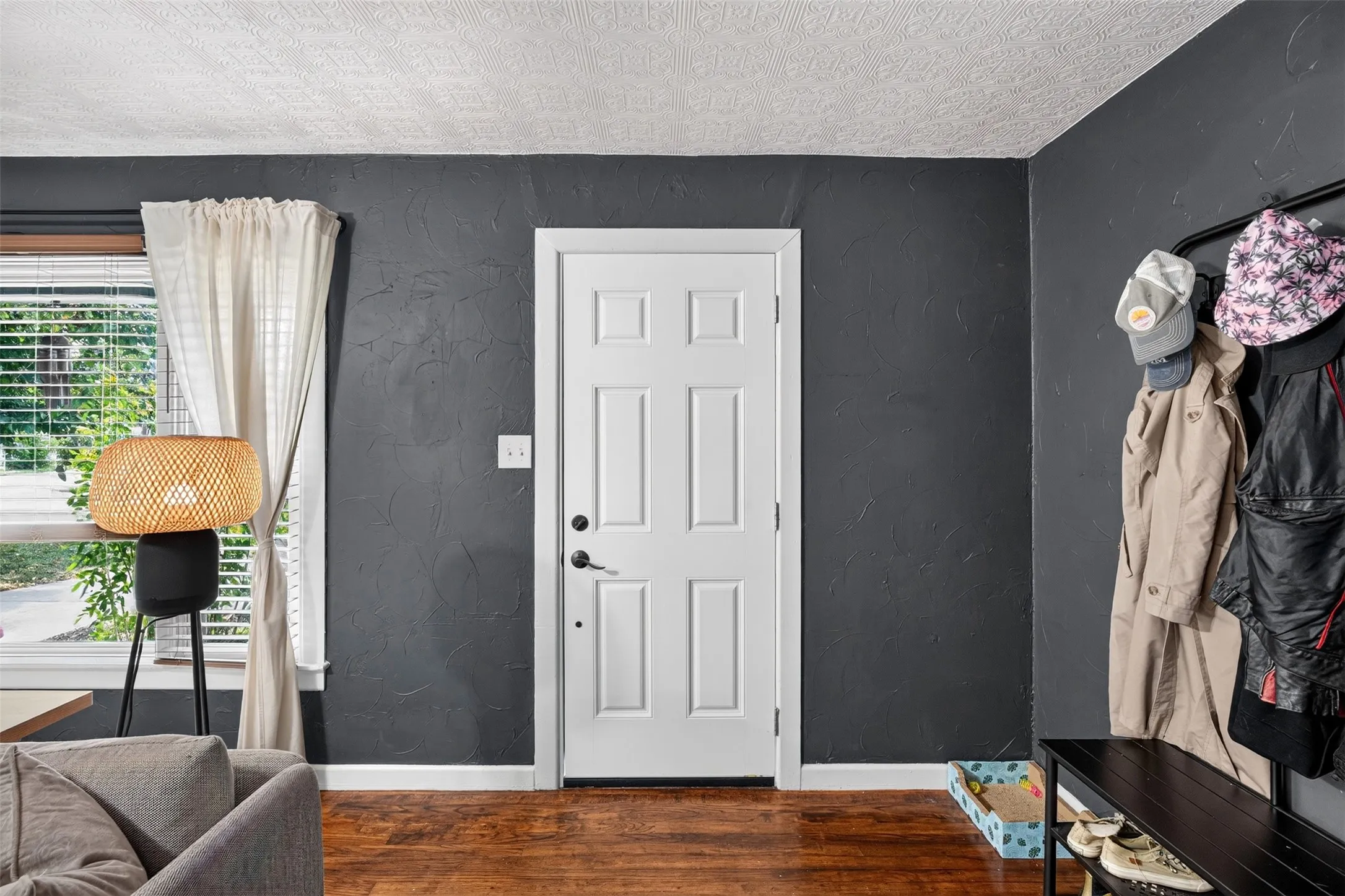 Single Family Residence For Sale in Johnson County , 1006 Poindexter Avenue, Cleburne, Texas 76033, 3 Bedroom, 1 Bathroom, 1 Garage spaces, 1,144 Sqft, built in 1955, mls#21352422, Real Estate Agent in Cleburne, Homes For Sale in Johnson county, Homes For Sale in Cleburne, Realtor in Cleburne Texas, Real Estate Brokerage Independent Realty Texas, Luminita Cordes Realtor