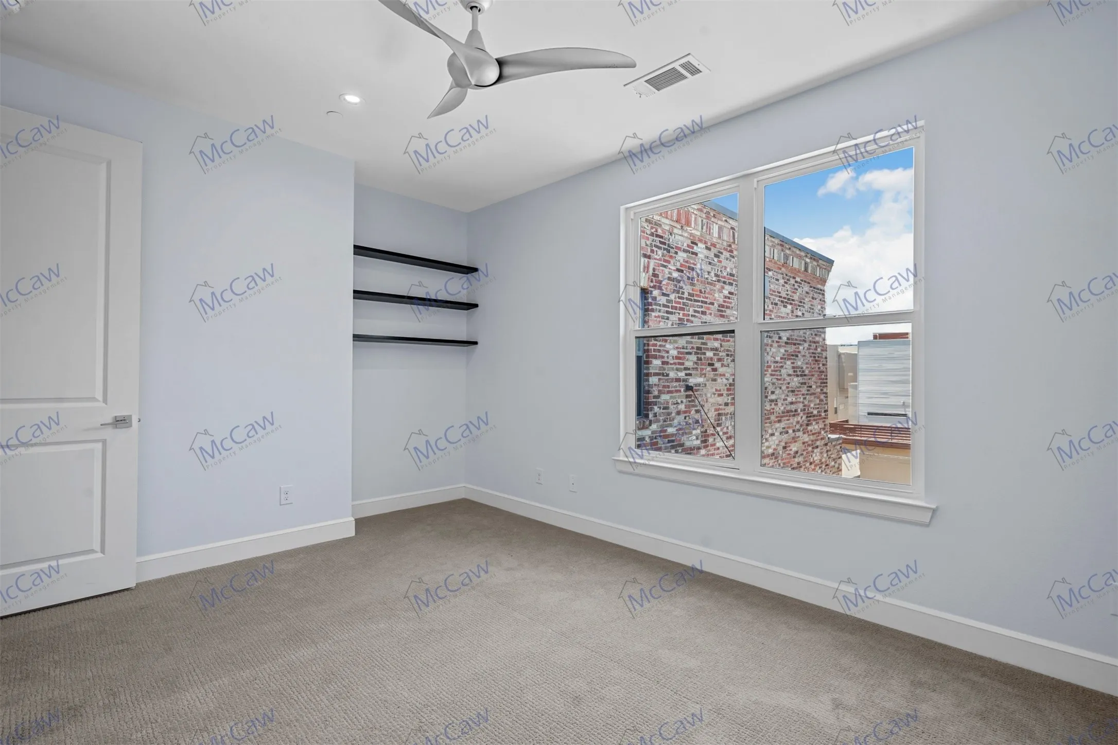 Townhouse For Rent in Dallas County , 5202 Capitol Avenue 1108, Dallas, Texas 75206, 2 Bedroom, 3 Bathroom, 2 Garage spaces, 1,406 Sqft, built in 2016, mls#21352784, Real Estate Agent in Dallas, Homes For Rent in Dallas county, Homes For Rent in Dallas, Realtor in Dallas Texas, Real Estate Brokerage Independent Realty Texas, Luminita Cordes Realtor