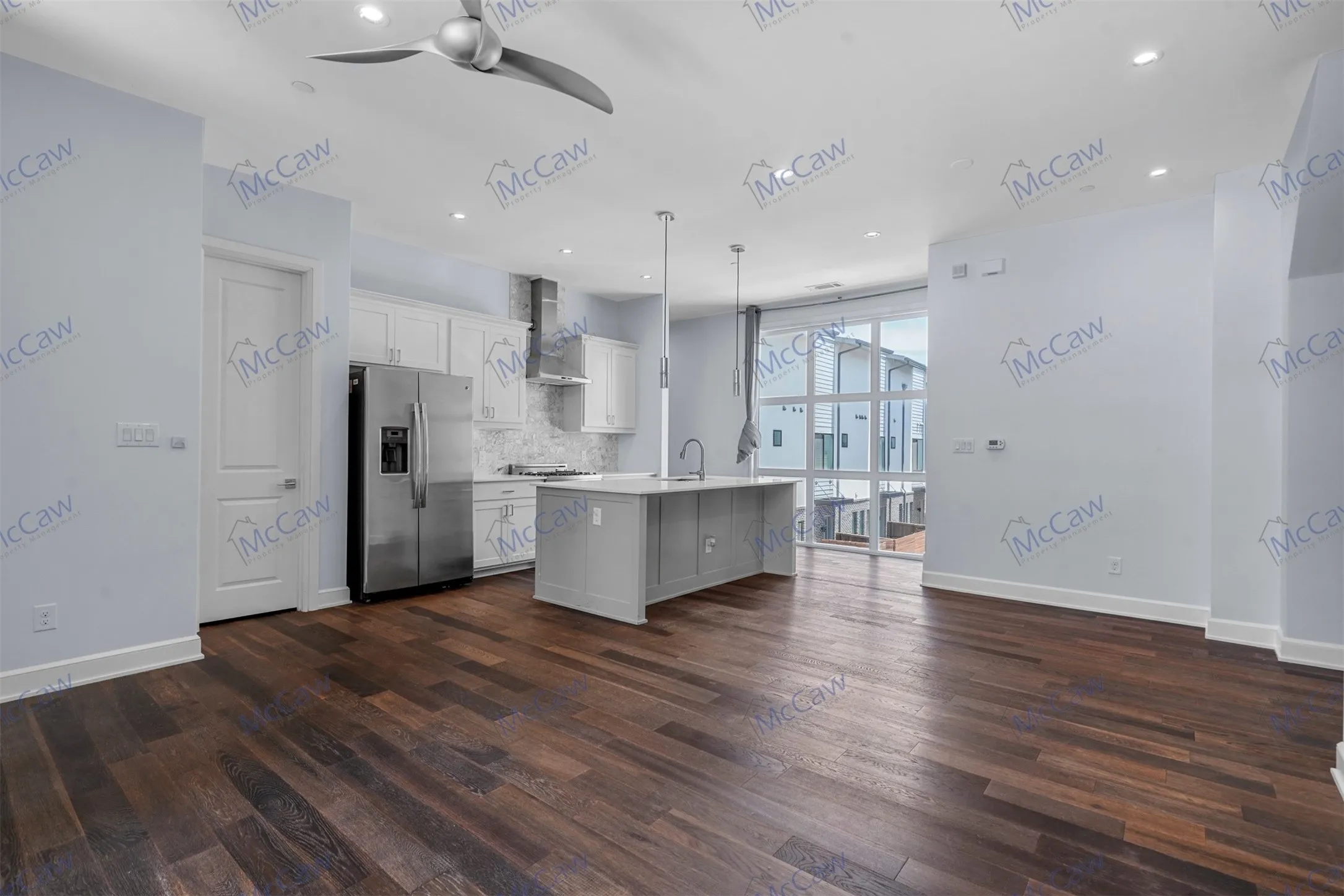 Townhouse For Rent in Dallas County , 5202 Capitol Avenue 1108, Dallas, Texas 75206, 2 Bedroom, 3 Bathroom, 2 Garage spaces, 1,406 Sqft, built in 2016, mls#21352784, Real Estate Agent in Dallas, Homes For Rent in Dallas county, Homes For Rent in Dallas, Realtor in Dallas Texas, Real Estate Brokerage Independent Realty Texas, Luminita Cordes Realtor