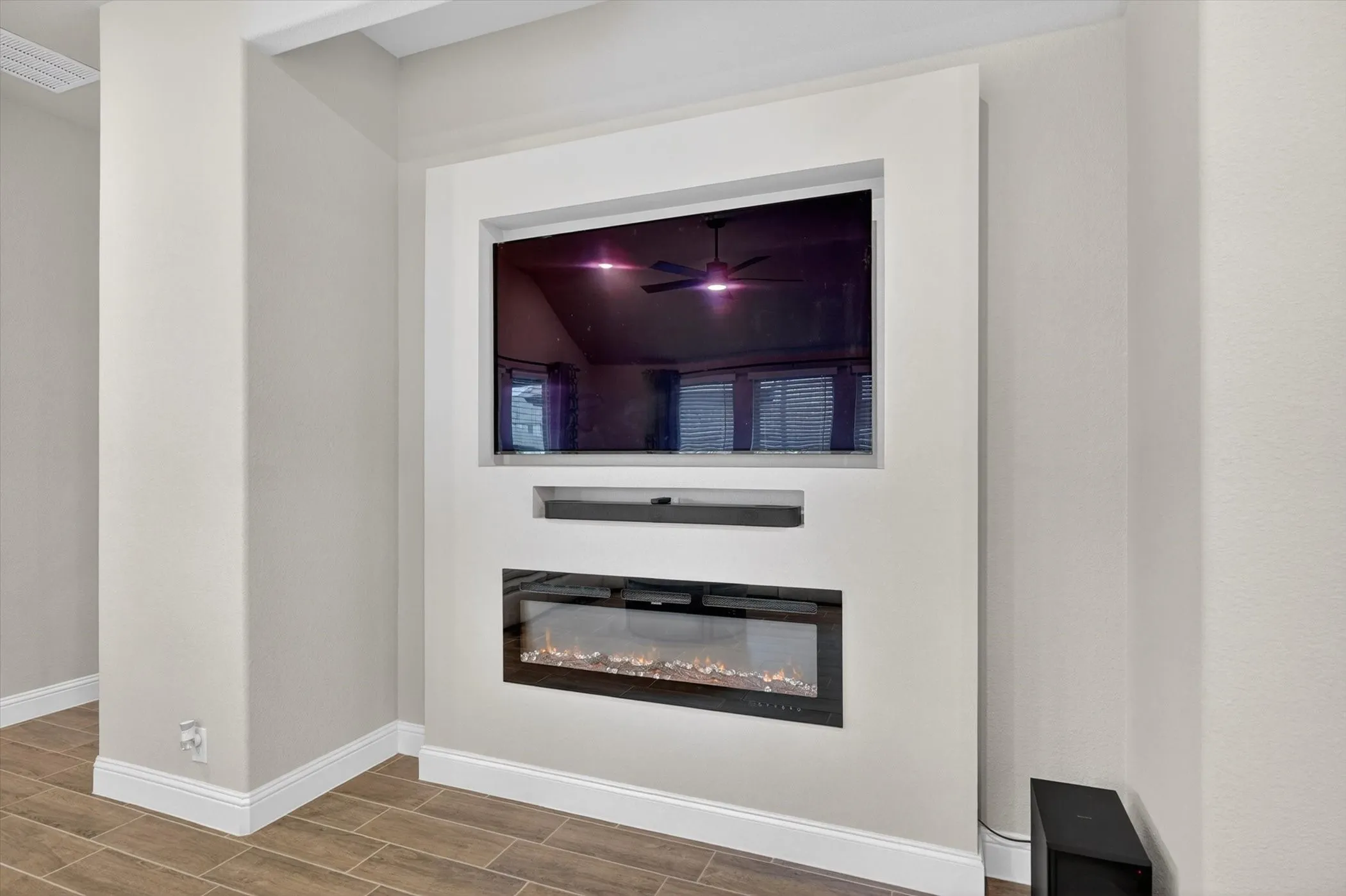 Single Family Residence For Sale in Dallas County , 326 Atlas Cedar, Glenn Heights, Texas 75154, 4 Bedrooms, 3 Bathrooms, 2 Garage spaces, 2,333 Sqft, built in 2025, Price $425,000, mls#21352770, Real Estate Agent in Glenn Heights, Homes For Sale in Dallas county, Homes For Sale in Glenn Heights, Realtor in Glenn Heights Texas, Real Estate Brokerage Independent Realty Texas, Luminita Cordes Realtor