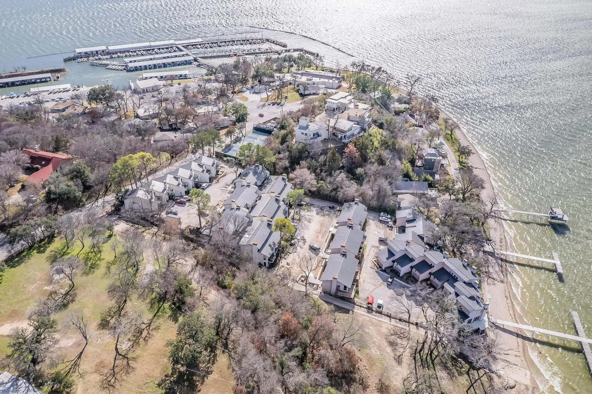 Condominium For Rent in Tarrant County , 9999 Boat Club Road 311, Fort Worth, Texas 76179, 3 Bedroom, 4 Bathroom, Garage spaces, 1,460 Sqft, built in 1970, mls#21348768, Real Estate Agent in Fort Worth, Homes For Rent in Tarrant county, Homes For Rent in Fort Worth, Realtor in Fort Worth Texas, Real Estate Brokerage Independent Realty Texas, Luminita Cordes Realtor