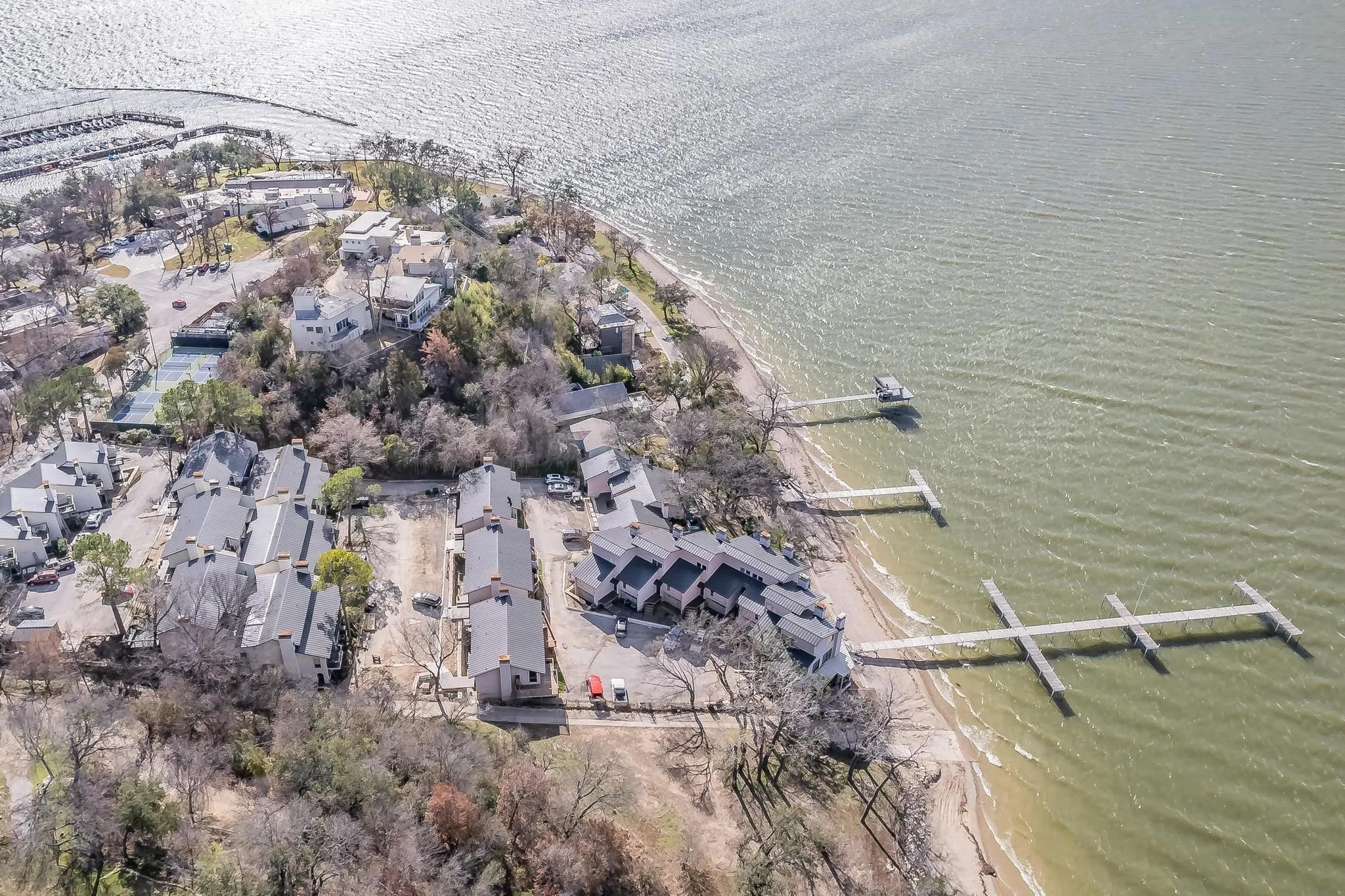 Condominium For Rent in Tarrant County , 9999 Boat Club Road 311, Fort Worth, Texas 76179, 3 Bedroom, 4 Bathroom, Garage spaces, 1,460 Sqft, built in 1970, mls#21348768, Real Estate Agent in Fort Worth, Homes For Rent in Tarrant county, Homes For Rent in Fort Worth, Realtor in Fort Worth Texas, Real Estate Brokerage Independent Realty Texas, Luminita Cordes Realtor