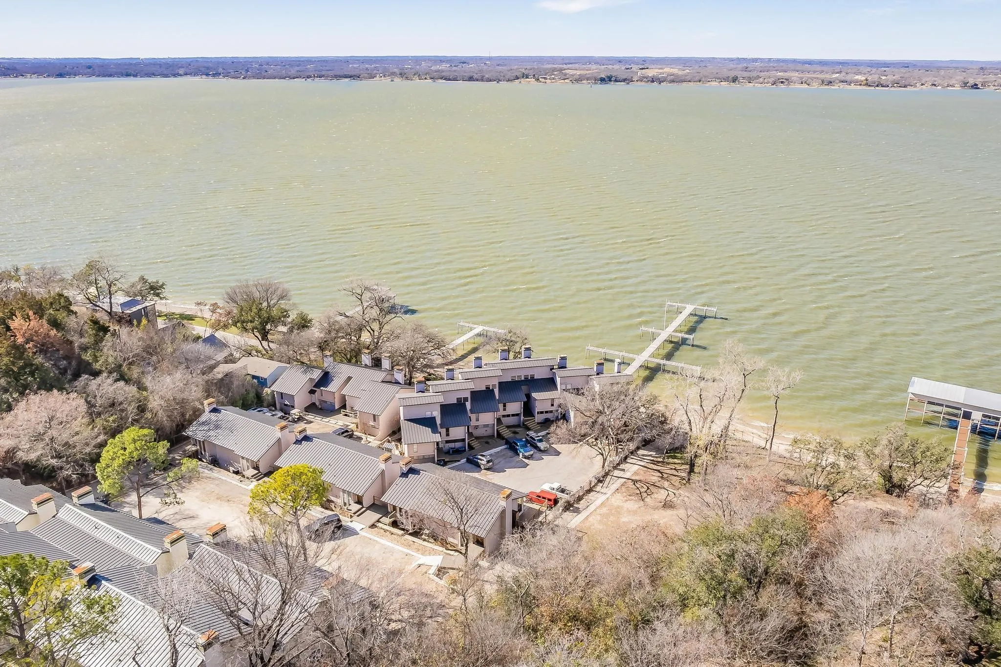 Condominium For Rent in Tarrant County , 9999 Boat Club Road 311, Fort Worth, Texas 76179, 3 Bedroom, 4 Bathroom, Garage spaces, 1,460 Sqft, built in 1970, mls#21348768, Real Estate Agent in Fort Worth, Homes For Rent in Tarrant county, Homes For Rent in Fort Worth, Realtor in Fort Worth Texas, Real Estate Brokerage Independent Realty Texas, Luminita Cordes Realtor