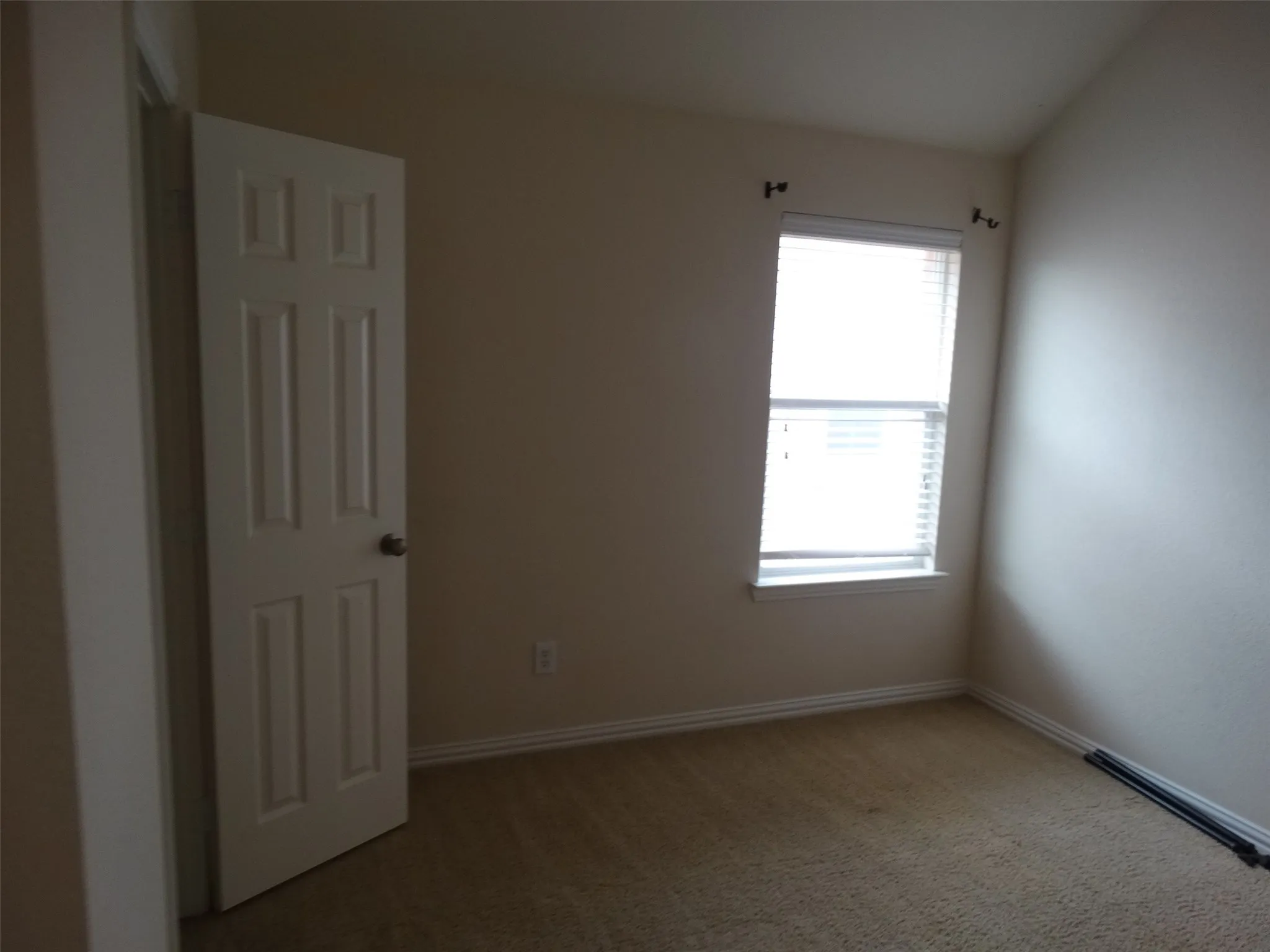 Single Family Residence For Rent in Collin County , 11897 Lampwick Lane, Frisco, Texas 75035, 4 Bedroom, 4 Bathroom, 2 Garage spaces, 3,603 Sqft, built in 2009, Price $3,300, mls#21352809, Real Estate Agent in Frisco, Homes For Rent in Collin county, Homes For Rent in Frisco, Realtor in Frisco Texas, Real Estate Brokerage Independent Realty Texas, Luminita Cordes Realtor