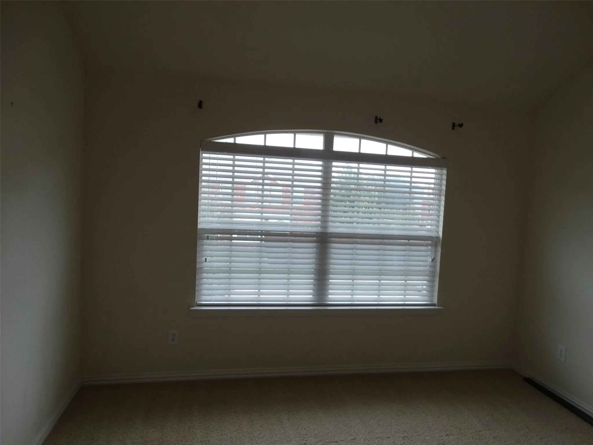 Single Family Residence For Rent in Collin County , 11897 Lampwick Lane, Frisco, Texas 75035, 4 Bedroom, 4 Bathroom, 2 Garage spaces, 3,603 Sqft, built in 2009, Price $3,300, mls#21352809, Real Estate Agent in Frisco, Homes For Rent in Collin county, Homes For Rent in Frisco, Realtor in Frisco Texas, Real Estate Brokerage Independent Realty Texas, Luminita Cordes Realtor