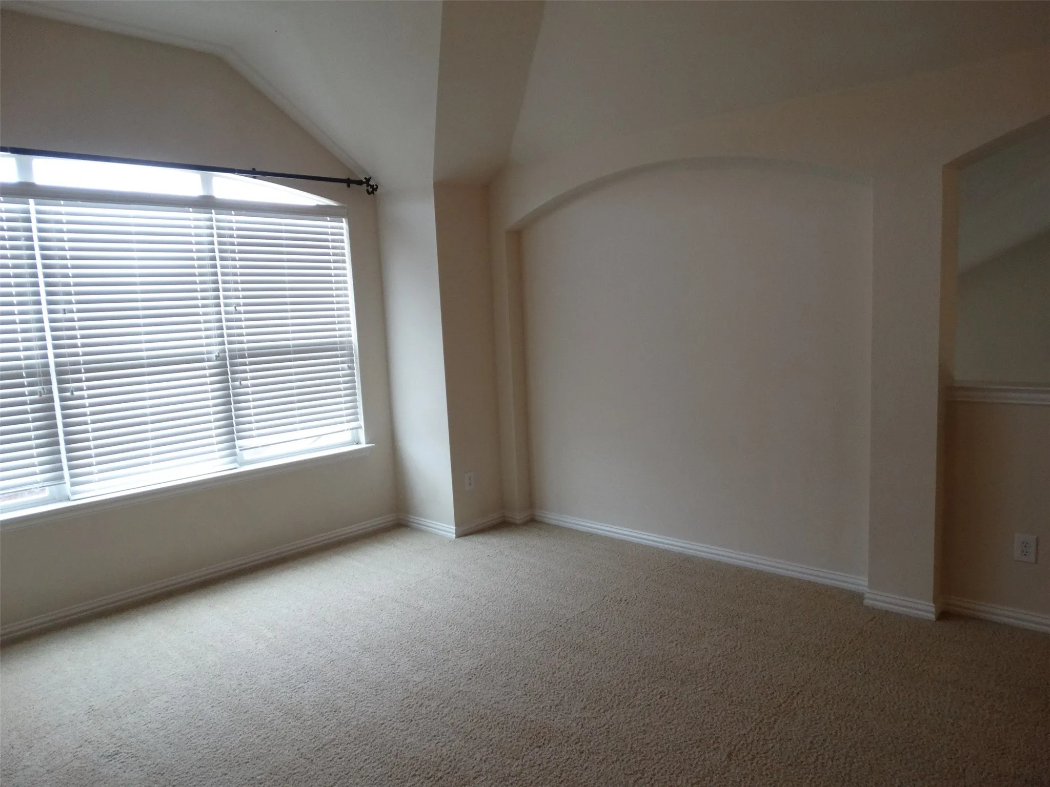 Single Family Residence For Rent in Collin County , 11897 Lampwick Lane, Frisco, Texas 75035, 4 Bedroom, 4 Bathroom, 2 Garage spaces, 3,603 Sqft, built in 2009, Price $3,300, mls#21352809, Real Estate Agent in Frisco, Homes For Rent in Collin county, Homes For Rent in Frisco, Realtor in Frisco Texas, Real Estate Brokerage Independent Realty Texas, Luminita Cordes Realtor