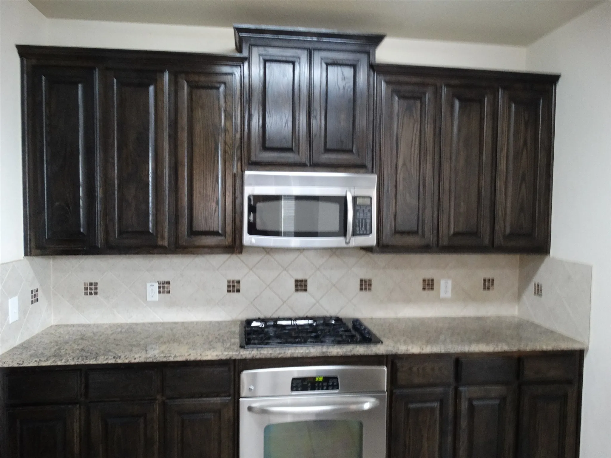 Single Family Residence For Rent in Collin County , 11897 Lampwick Lane, Frisco, Texas 75035, 4 Bedroom, 4 Bathroom, 2 Garage spaces, 3,603 Sqft, built in 2009, Price $3,300, mls#21352809, Real Estate Agent in Frisco, Homes For Rent in Collin county, Homes For Rent in Frisco, Realtor in Frisco Texas, Real Estate Brokerage Independent Realty Texas, Luminita Cordes Realtor