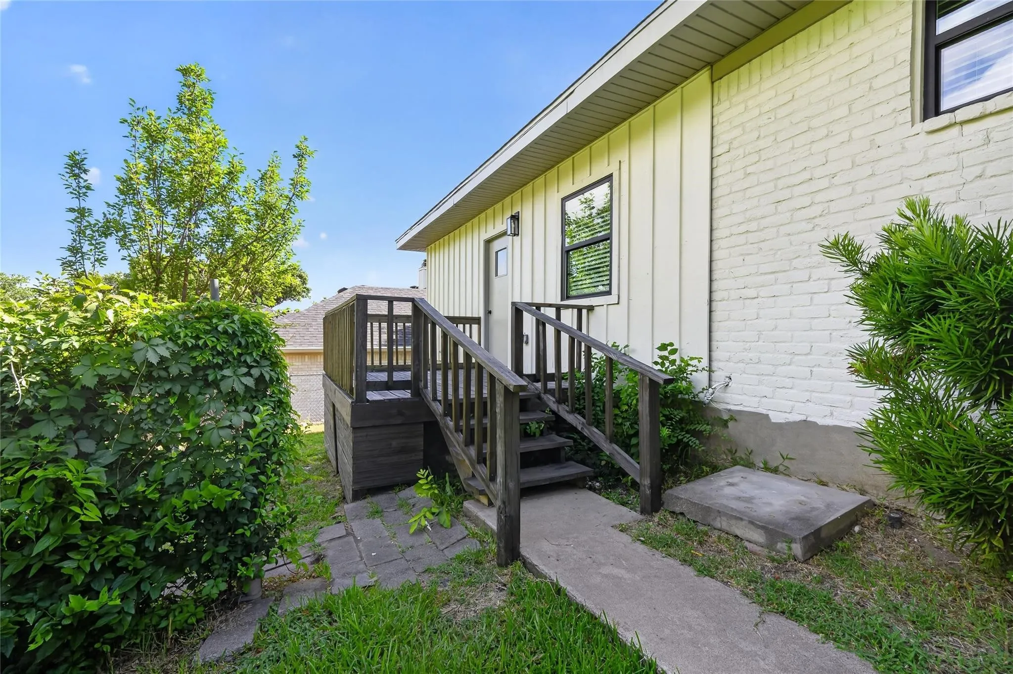 Single Family Residence For Rent in Mc Lennan County , 2808 Woodland Drive, Waco, Texas 76710, 4 Bedroom, 4 Bathroom, 2 Garage spaces, 2,808 Sqft, built in 1959, mls#21352350, Real Estate Agent in Waco, Homes For Rent in Mc Lennan county, Homes For Rent in Waco, Realtor in Waco Texas, Real Estate Brokerage Independent Realty Texas, Luminita Cordes Realtor