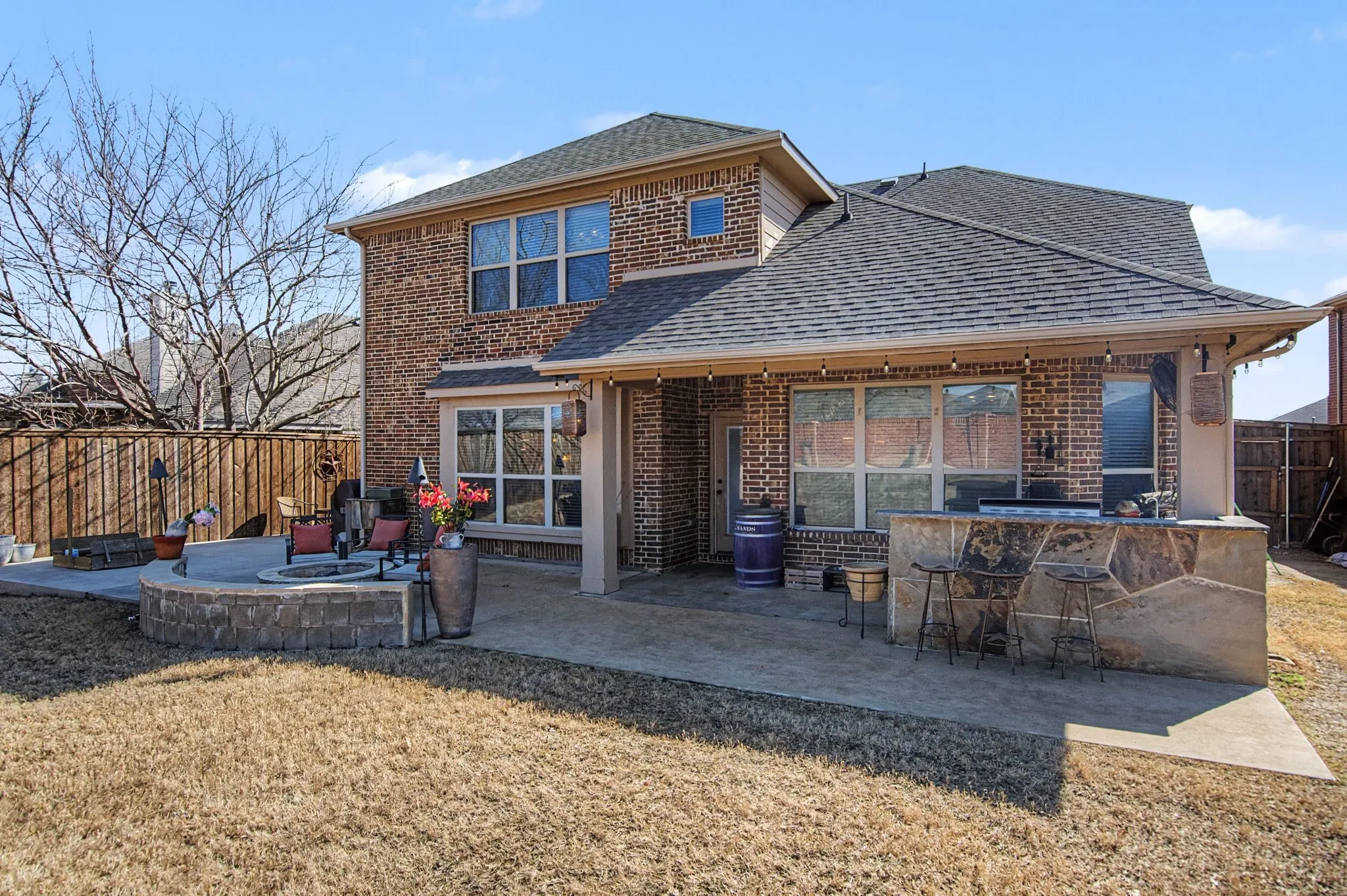 Single Family Residence For Sale in Denton County , 5728 Brookside Drive, Denton, Texas 76226, 4 Bedroom, 4 Bathroom, 2 Garage spaces, 3,148 Sqft, built in 2014, mls#21352678, Real Estate Agent in Denton, Homes For Sale in Denton county, Homes For Sale in Denton, Realtor in Denton Texas, Real Estate Brokerage Independent Realty Texas, Luminita Cordes Realtor