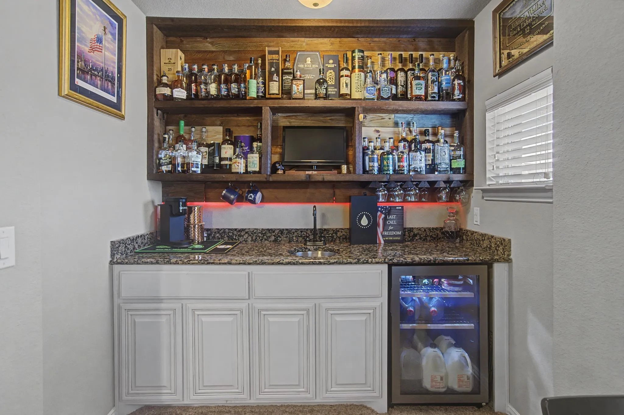 Upstairs bar!