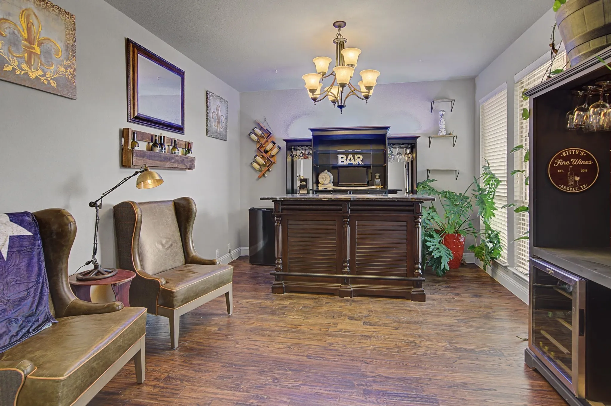 As shown, this front room is very spacious.  Looking for a flex space that will have plenty of room?  This is it!