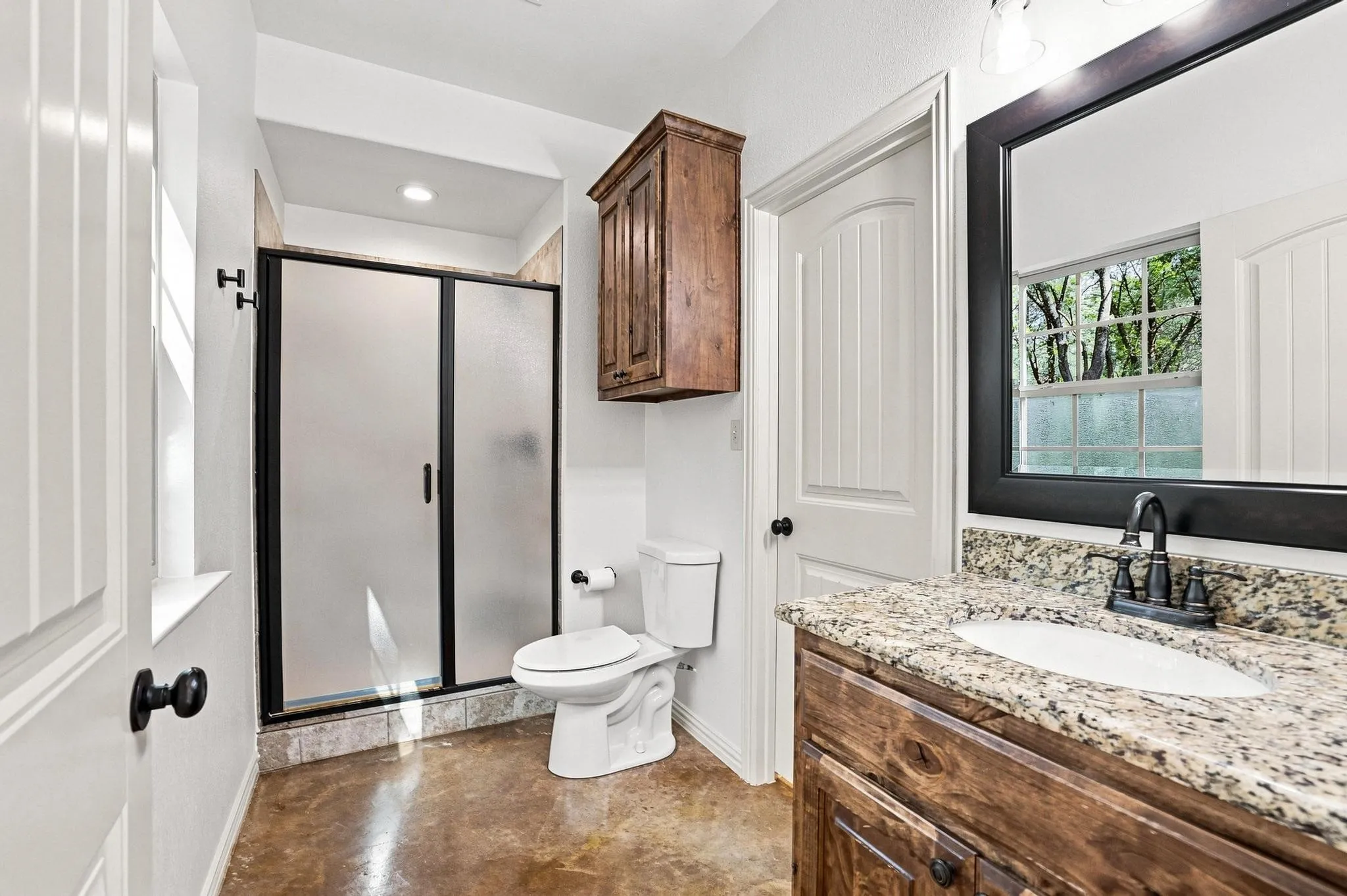 Single Family Residence For Sale in Grayson County , 85 County Road, Gordonville, Texas 76245, 2 Bedroom, 3 Bathroom, 2 Garage spaces, 1,204 Sqft, built in 2013, mls#21352305, Real Estate Agent in Gordonville, Homes For Sale in Grayson county, Homes For Sale in Gordonville, Realtor in Gordonville Texas, Real Estate Brokerage Independent Realty Texas, Luminita Cordes Realtor