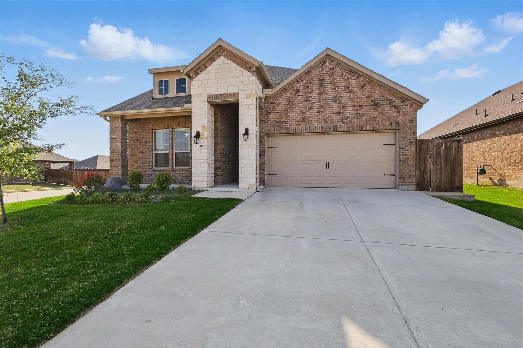 Single Family Residence For Rent in Denton County , 11112 Summer Rain Boulevard, Aubrey, Texas 76227, 4 Bedrooms, 3 Bathrooms, 2 Garage spaces, 2,510 Sqft, built in 2022, Price $2,600, mls#21349308, Real Estate Agent in Aubrey, Homes For Rent in Denton county, Homes For Rent in Aubrey, Realtor in Aubrey Texas, Real Estate Brokerage Independent Realty Texas, Luminita Cordes Realtor