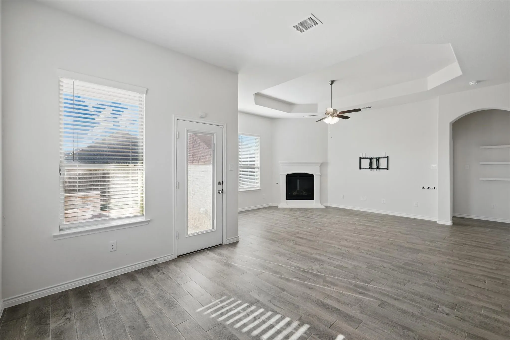 Single Family Residence For Rent in Denton County , 11112 Summer Rain Boulevard, Aubrey, Texas 76227, 4 Bedrooms, 3 Bathrooms, 2 Garage spaces, 2,510 Sqft, built in 2022, Price $2,600, mls#21349308, Real Estate Agent in Aubrey, Homes For Rent in Denton county, Homes For Rent in Aubrey, Realtor in Aubrey Texas, Real Estate Brokerage Independent Realty Texas, Luminita Cordes Realtor