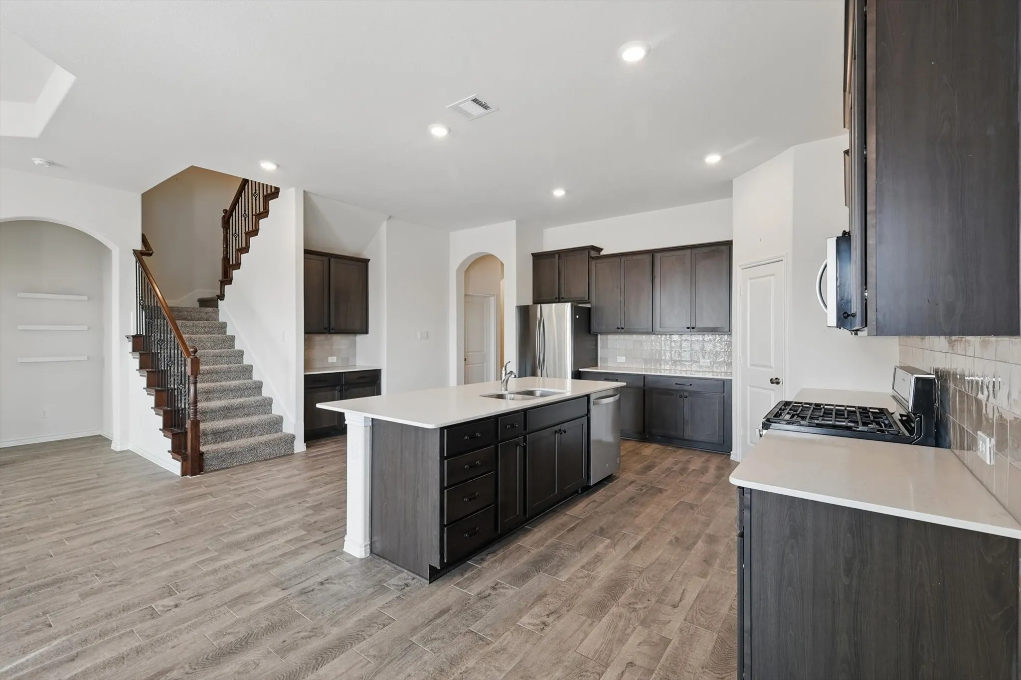 Single Family Residence For Rent in Denton County , 11112 Summer Rain Boulevard, Aubrey, Texas 76227, 4 Bedrooms, 3 Bathrooms, 2 Garage spaces, 2,510 Sqft, built in 2022, Price $2,600, mls#21349308, Real Estate Agent in Aubrey, Homes For Rent in Denton county, Homes For Rent in Aubrey, Realtor in Aubrey Texas, Real Estate Brokerage Independent Realty Texas, Luminita Cordes Realtor