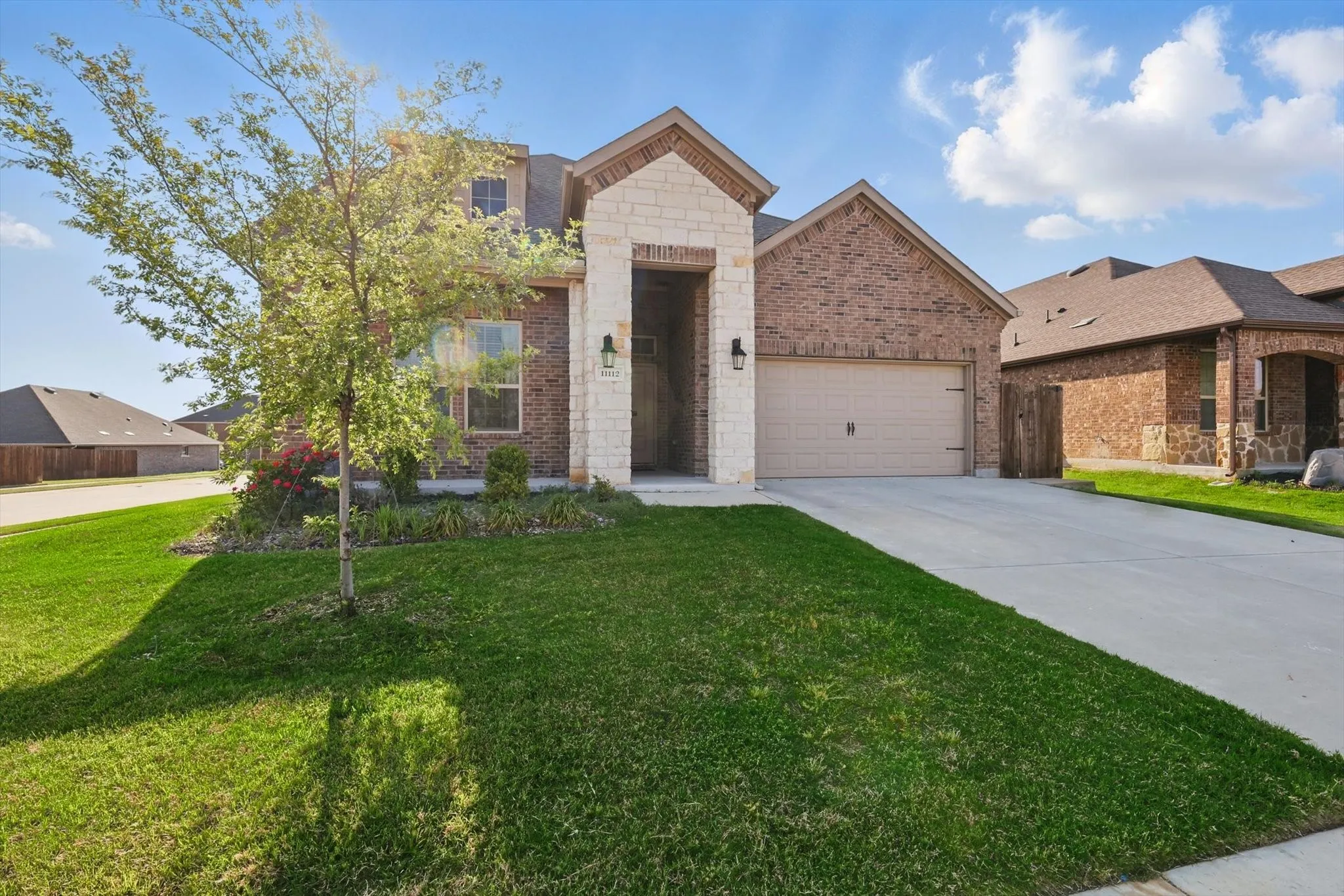 Single Family Residence For Rent in Denton County , 11112 Summer Rain Boulevard, Aubrey, Texas 76227, 4 Bedrooms, 3 Bathrooms, 2 Garage spaces, 2,510 Sqft, built in 2022, Price $2,600, mls#21349308, Real Estate Agent in Aubrey, Homes For Rent in Denton county, Homes For Rent in Aubrey, Realtor in Aubrey Texas, Real Estate Brokerage Independent Realty Texas, Luminita Cordes Realtor