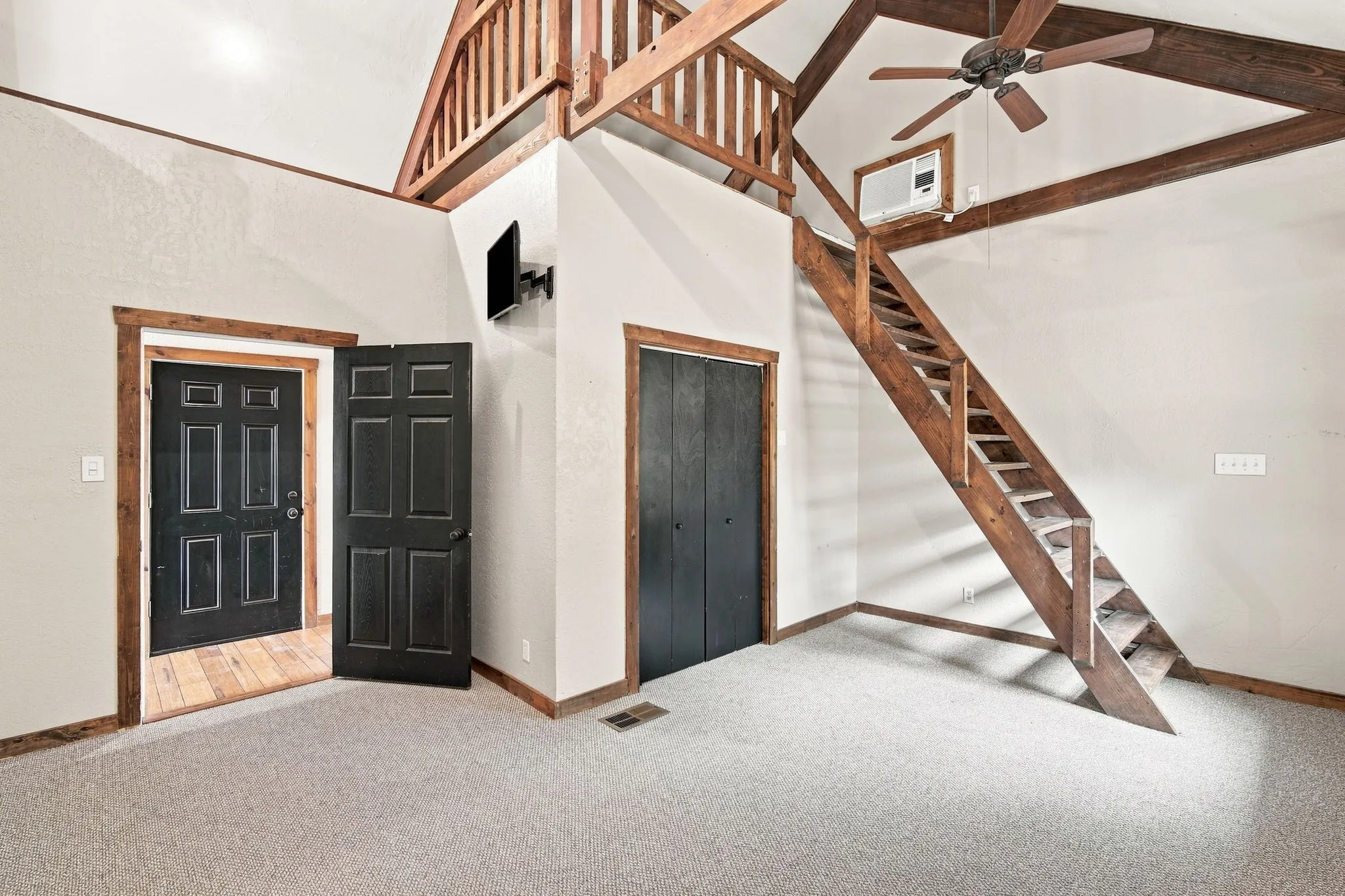 Single Family Residence For Sale in Somervell County , 2117 County Road 2010 B, Glen Rose, Texas 76043, 3 Bedroom, 2 Bathroom, Garage spaces, 1,817 Sqft, built in 2001, mls#21336707, Real Estate Agent in Glen Rose, Homes For Sale in Somervell county, Homes For Sale in Glen Rose, Realtor in Glen Rose Texas, Real Estate Brokerage Independent Realty Texas, Luminita Cordes Realtor