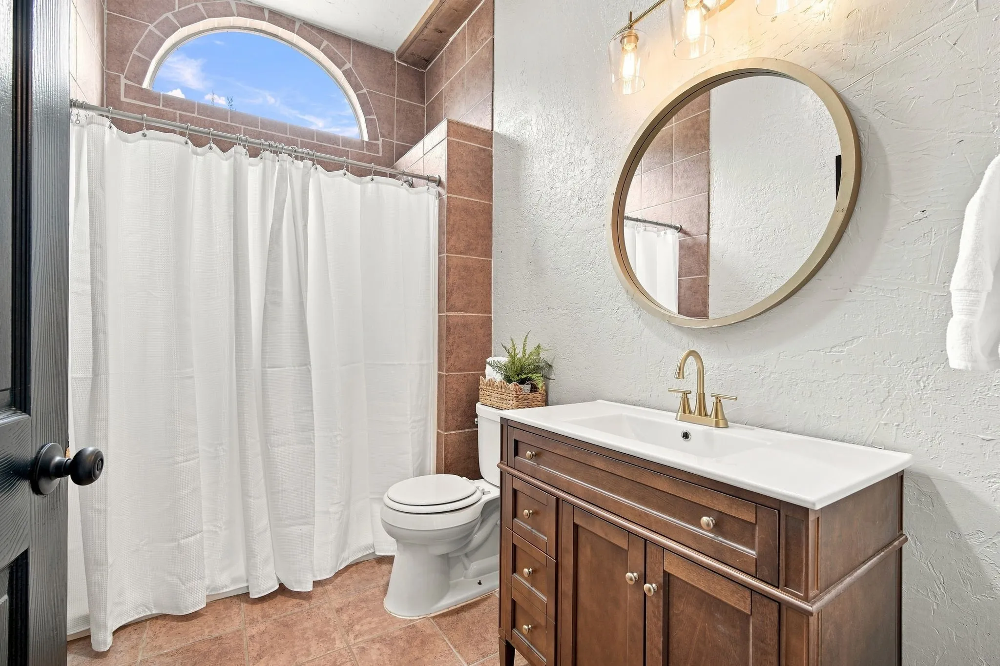 Single Family Residence For Sale in Somervell County , 2117 County Road 2010 B, Glen Rose, Texas 76043, 3 Bedroom, 2 Bathroom, Garage spaces, 1,817 Sqft, built in 2001, mls#21336707, Real Estate Agent in Glen Rose, Homes For Sale in Somervell county, Homes For Sale in Glen Rose, Realtor in Glen Rose Texas, Real Estate Brokerage Independent Realty Texas, Luminita Cordes Realtor