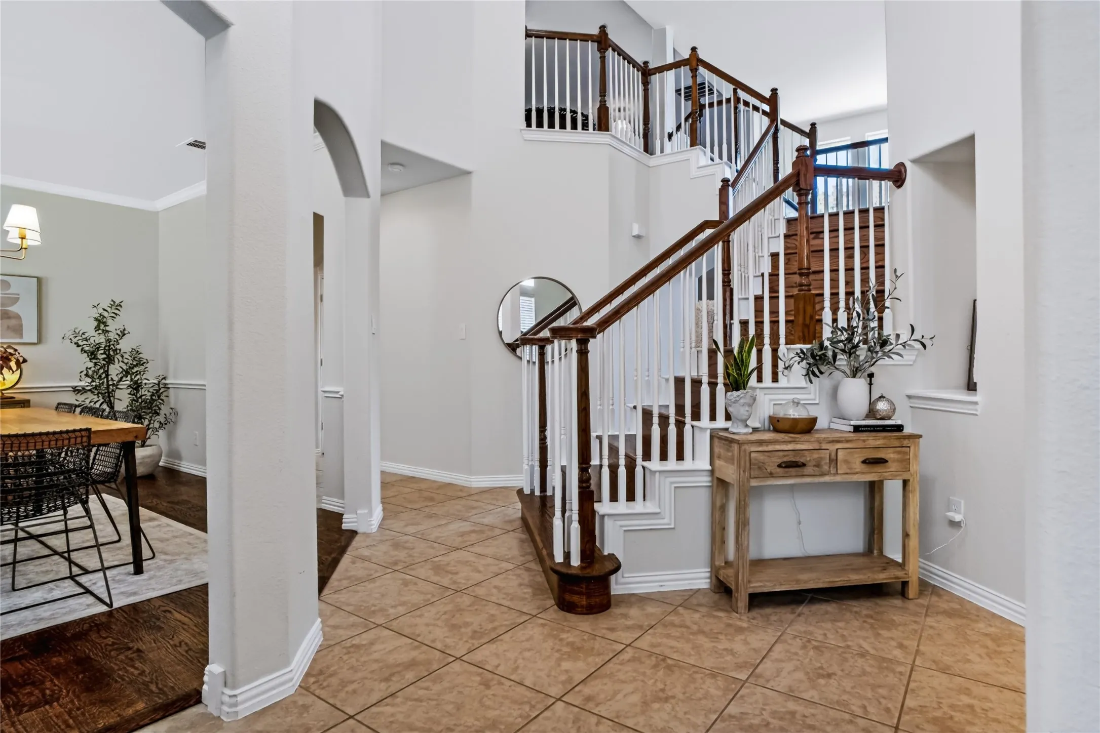 Single Family Residence For Sale in Tarrant County , 1320 Briar Ridge Drive, Keller, Texas 76248, 5 Bedroom, 4 Bathroom, 3 Garage spaces, 4,277 Sqft, built in 2005, mls#21352365, Real Estate Agent in Keller, Homes For Sale in Tarrant county, Homes For Sale in Keller, Realtor in Keller Texas, Real Estate Brokerage Independent Realty Texas, Luminita Cordes Realtor