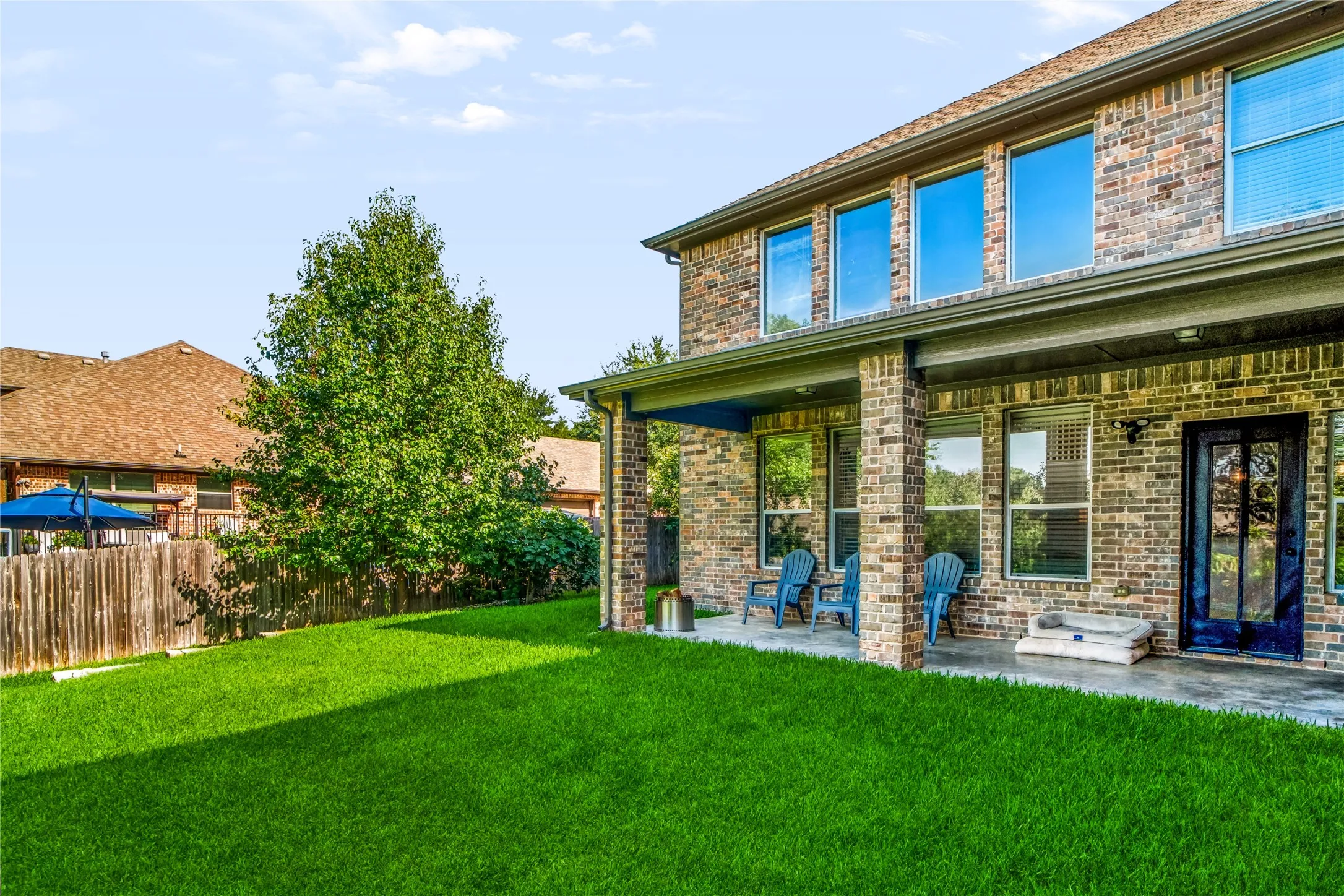 Single Family Residence For Sale in Tarrant County , 1320 Briar Ridge Drive, Keller, Texas 76248, 5 Bedroom, 4 Bathroom, 3 Garage spaces, 4,277 Sqft, built in 2005, mls#21352365, Real Estate Agent in Keller, Homes For Sale in Tarrant county, Homes For Sale in Keller, Realtor in Keller Texas, Real Estate Brokerage Independent Realty Texas, Luminita Cordes Realtor