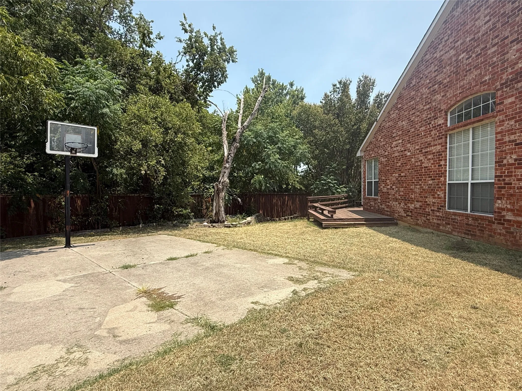 Single Family Residence For Rent in Denton County , 1313 Baythorne Drive, Lewisville, Texas 75077, 5 Bedroom, 4 Bathroom, 2 Garage spaces, 3,258 Sqft, built in 1997, mls#21352848, Real Estate Agent in Lewisville, Homes For Rent in Denton county, Homes For Rent in Lewisville, Realtor in Lewisville Texas, Real Estate Brokerage Independent Realty Texas, Luminita Cordes Realtor