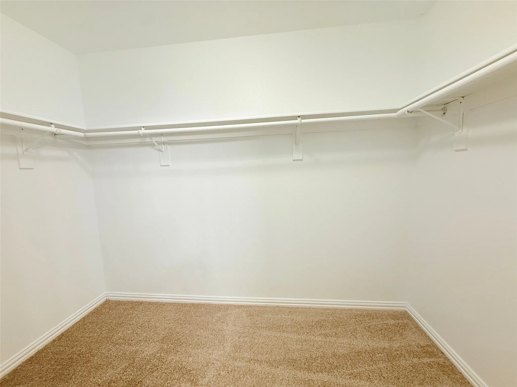 Single Family Residence For Rent in Denton County , 1313 Baythorne Drive, Lewisville, Texas 75077, 5 Bedroom, 4 Bathroom, 2 Garage spaces, 3,258 Sqft, built in 1997, mls#21352848, Real Estate Agent in Lewisville, Homes For Rent in Denton county, Homes For Rent in Lewisville, Realtor in Lewisville Texas, Real Estate Brokerage Independent Realty Texas, Luminita Cordes Realtor