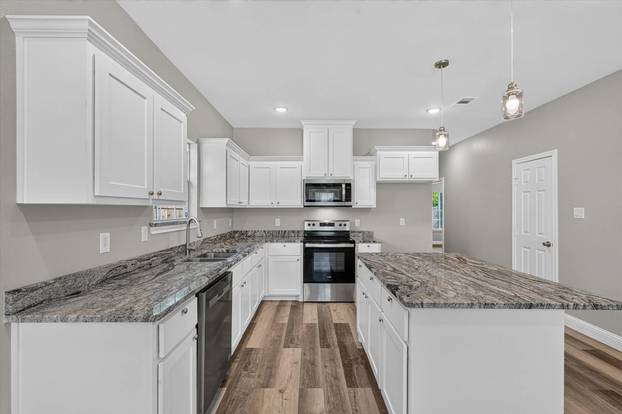 Simply stunning kitchens!