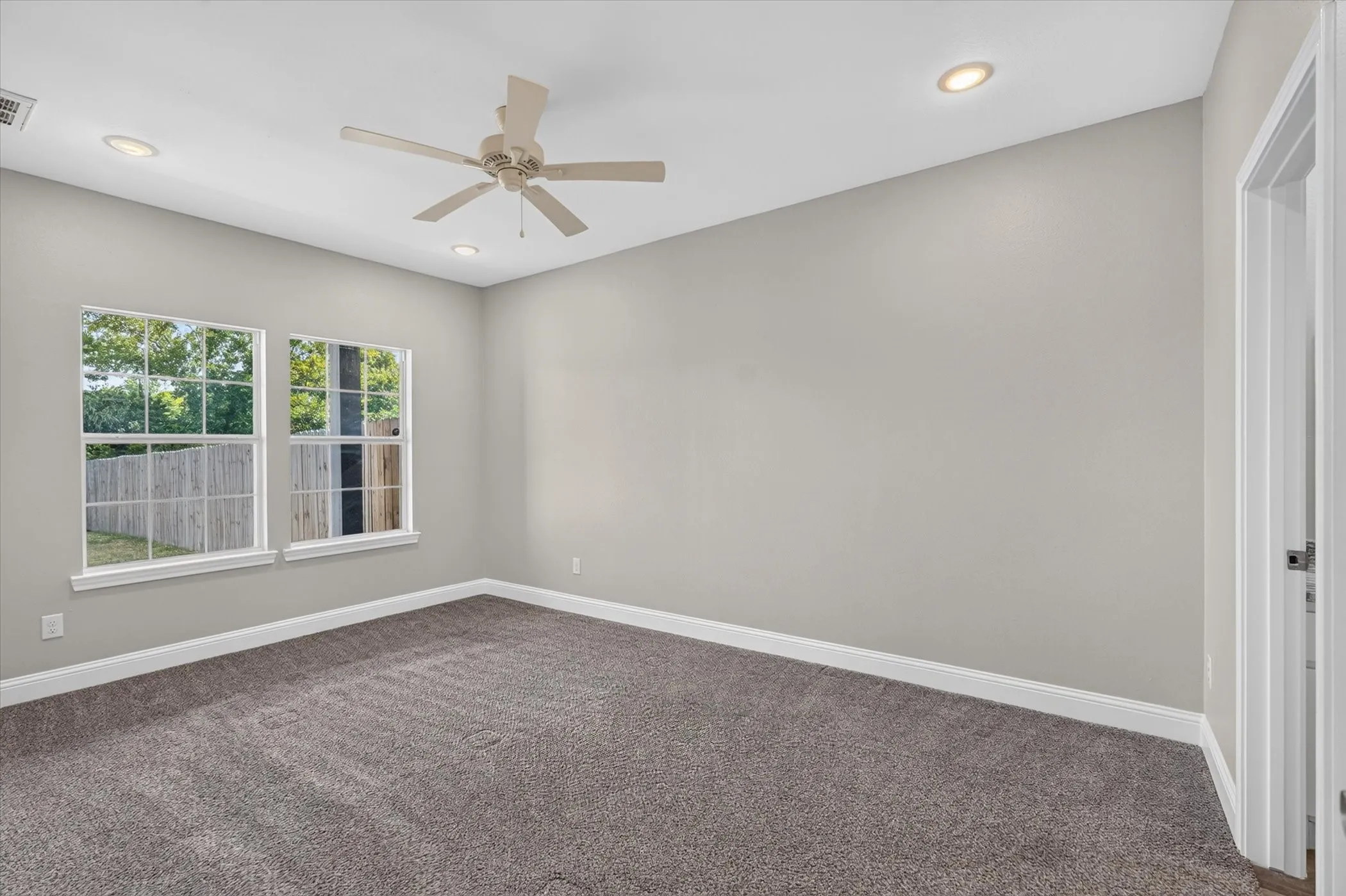 Duplex For Sale in Hunt County , 2109 Church Street, Greenville, Texas 75401, 6 Bedroom, 4 Bathroom, 2 Garage spaces, 0 Sqft, built in 2023, mls#21348000, Real Estate Agent in Greenville, Homes For Sale in Hunt county, Homes For Sale in Greenville, Realtor in Greenville Texas, Real Estate Brokerage Independent Realty Texas, Luminita Cordes Realtor