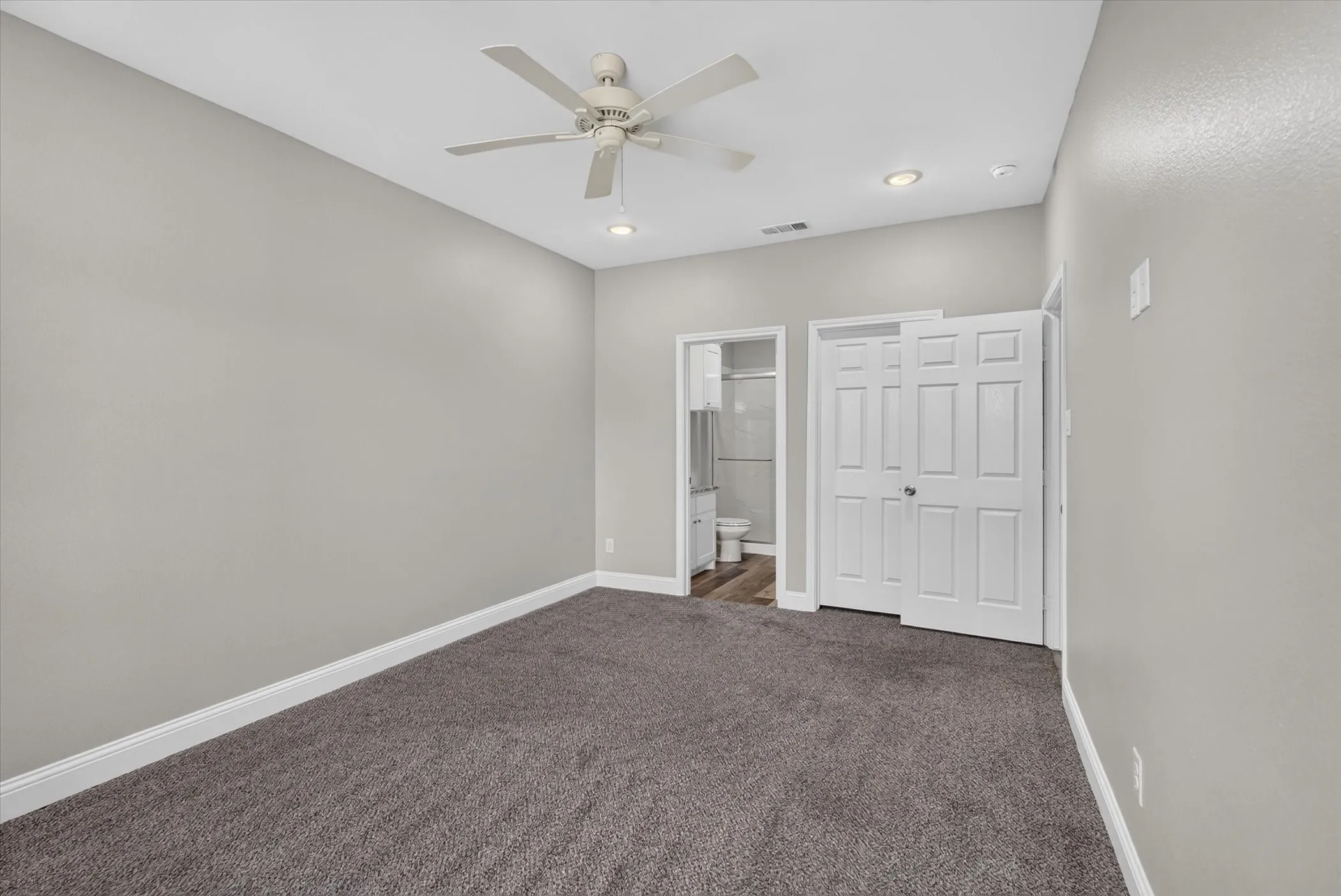Duplex For Sale in Hunt County , 2109 Church Street, Greenville, Texas 75401, 6 Bedroom, 4 Bathroom, 2 Garage spaces, 0 Sqft, built in 2023, mls#21348000, Real Estate Agent in Greenville, Homes For Sale in Hunt county, Homes For Sale in Greenville, Realtor in Greenville Texas, Real Estate Brokerage Independent Realty Texas, Luminita Cordes Realtor