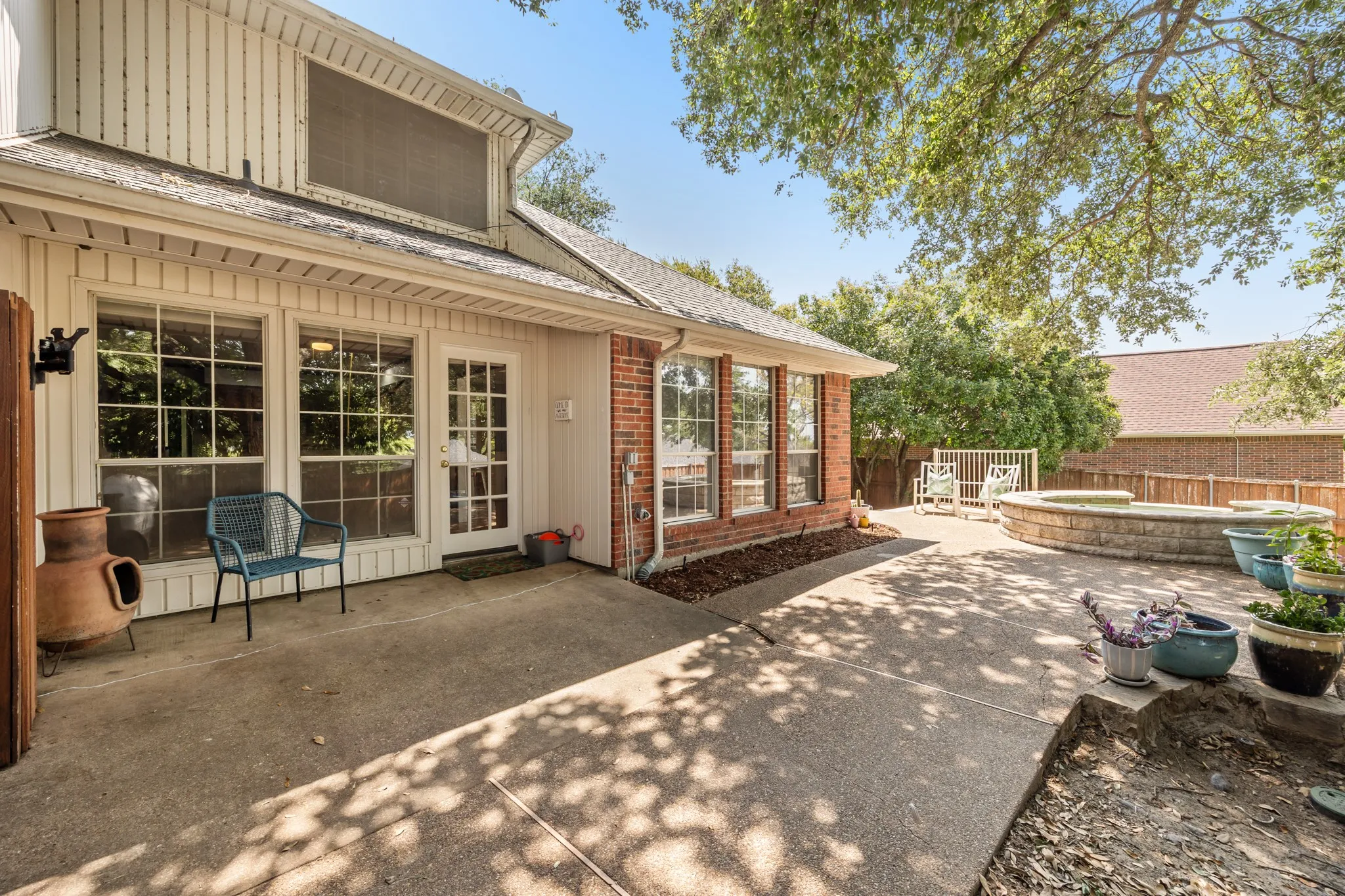 Single Family Residence For Sale in Rockwall County , 609 Christan Court, Rockwall, Texas 75087, 4 Bedroom, 3 Bathroom, 2 Garage spaces, 2,627 Sqft, built in 1987, mls#21352819, Real Estate Agent in Rockwall, Homes For Sale in Rockwall county, Homes For Sale in Rockwall, Realtor in Rockwall Texas, Real Estate Brokerage Independent Realty Texas, Luminita Cordes Realtor