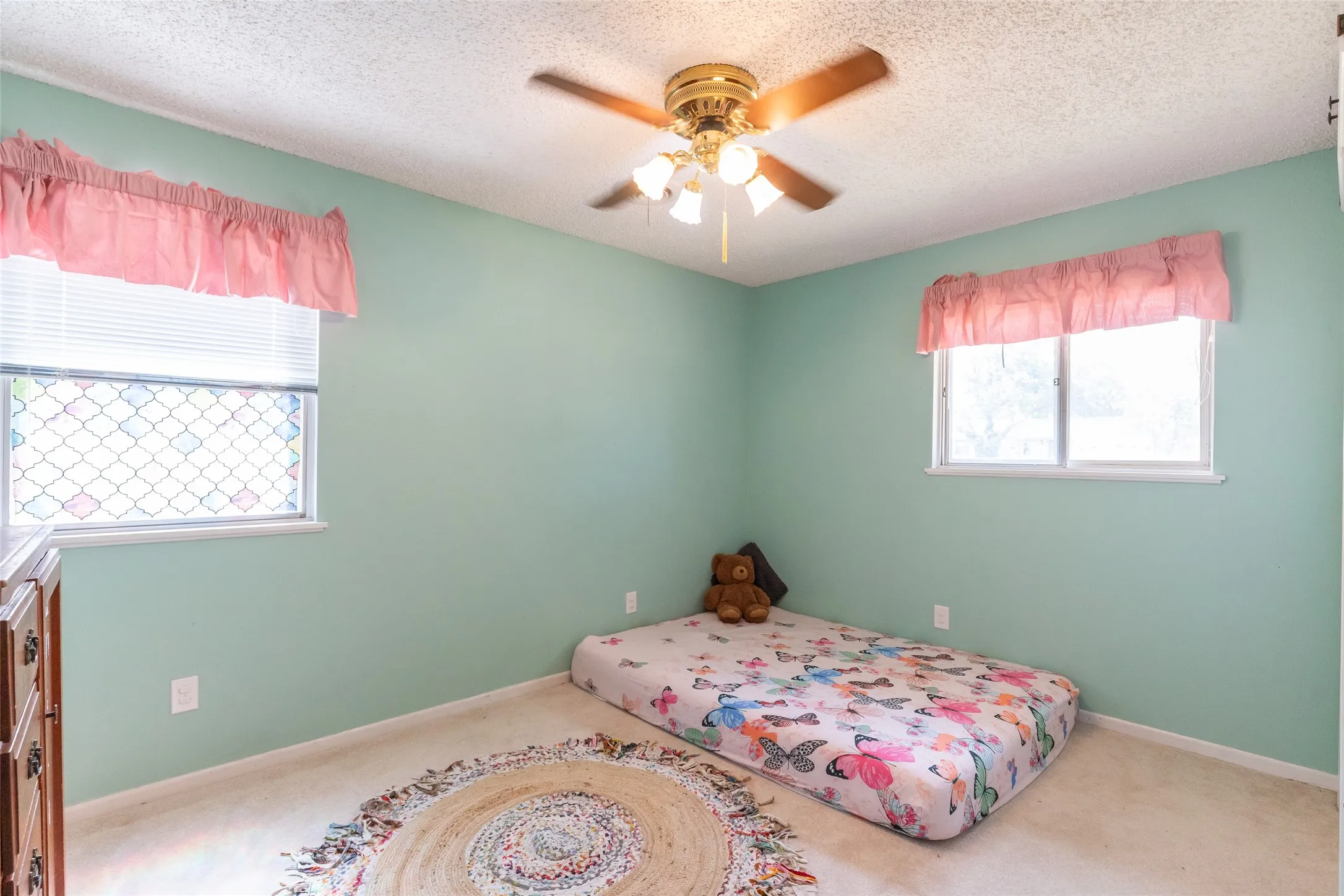 Single Family Residence For Sale in Taylor County , 2934 S 28th Street, Abilene, Texas 79605, 3 Bedroom, 2 Bathroom, 2 Garage spaces, 1,882 Sqft, built in 1959, mls#21352713, Real Estate Agent in Abilene, Homes For Sale in Taylor county, Homes For Sale in Abilene, Realtor in Abilene Texas, Real Estate Brokerage Independent Realty Texas, Luminita Cordes Realtor