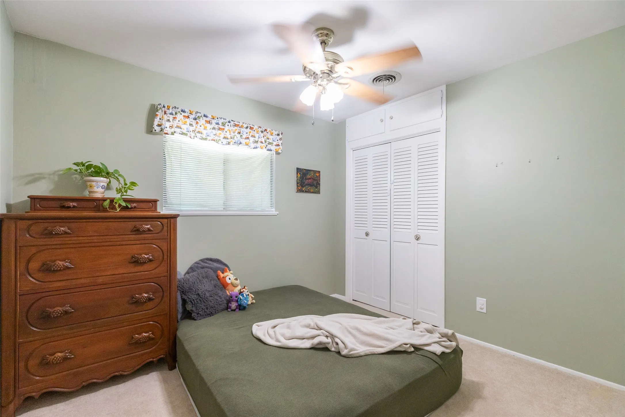Single Family Residence For Sale in Taylor County , 2934 S 28th Street, Abilene, Texas 79605, 3 Bedroom, 2 Bathroom, 2 Garage spaces, 1,882 Sqft, built in 1959, mls#21352713, Real Estate Agent in Abilene, Homes For Sale in Taylor county, Homes For Sale in Abilene, Realtor in Abilene Texas, Real Estate Brokerage Independent Realty Texas, Luminita Cordes Realtor