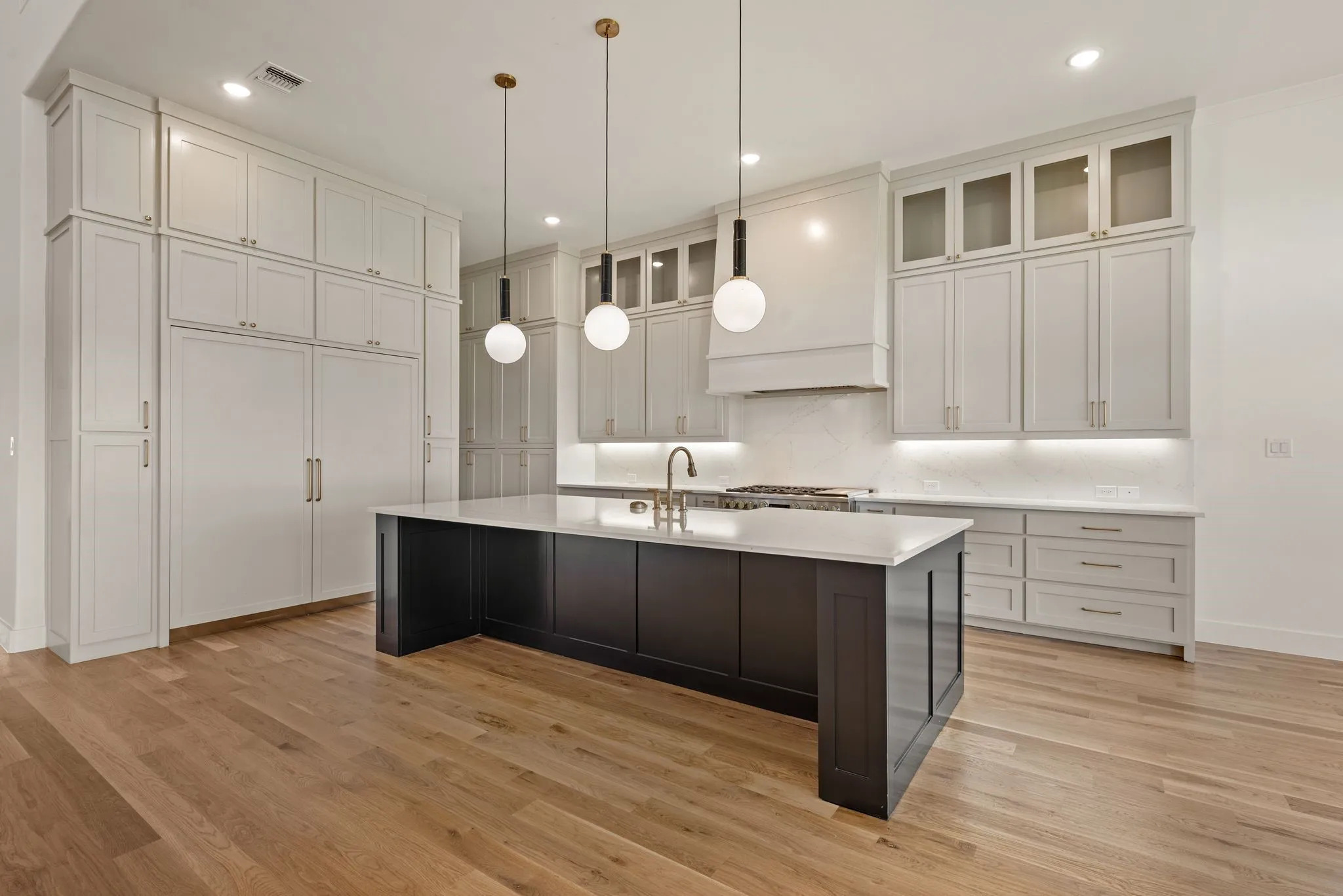 Single Family Residence For Sale in Collin County , 1481 ST PETER Lane, Prosper, Texas 75078, 5 Bedroom, 5 Bathroom, 3 Garage spaces, 4,488 Sqft, built in 2026, mls#21352880, Real Estate Agent in Prosper, Homes For Sale in Collin county, Homes For Sale in Prosper, Realtor in Prosper Texas, Real Estate Brokerage Independent Realty Texas, Luminita Cordes Realtor