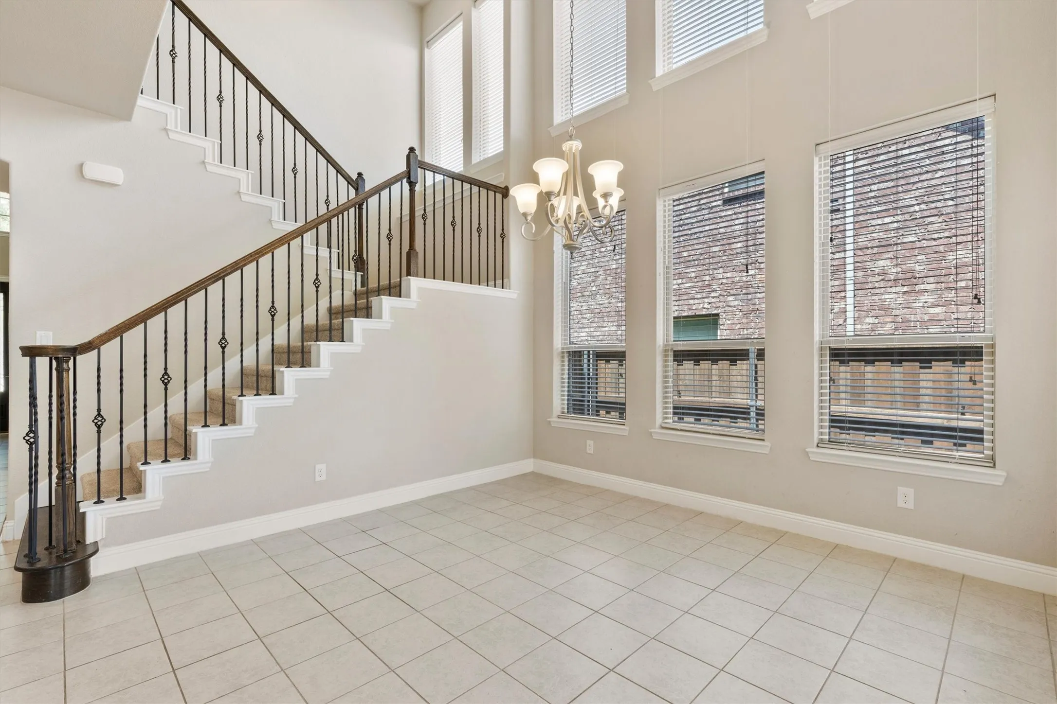 Single Family Residence For Sale in Collin County , 4109 Rainey Street, Mc Kinney, Texas 75070, 4 Bedroom, 4 Bathroom, 2 Garage spaces, 3,378 Sqft, built in 2017, mls#21342834, Real Estate Agent in Mc Kinney, Homes For Sale in Collin county, Homes For Sale in Mc Kinney, Realtor in Mc Kinney Texas, Real Estate Brokerage Independent Realty Texas, Luminita Cordes Realtor