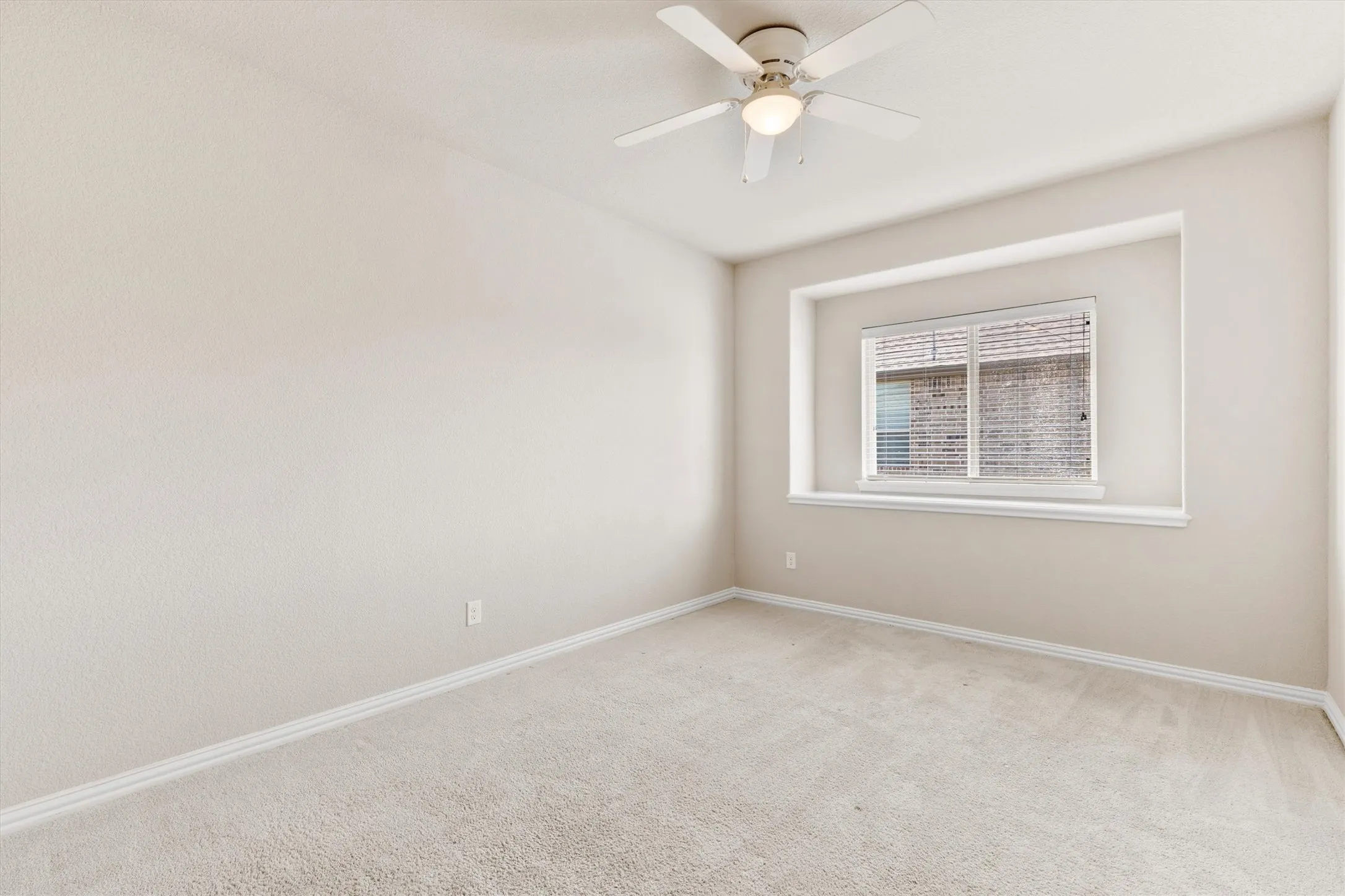 Single Family Residence For Sale in Collin County , 4109 Rainey Street, Mc Kinney, Texas 75070, 4 Bedroom, 4 Bathroom, 2 Garage spaces, 3,378 Sqft, built in 2017, mls#21342834, Real Estate Agent in Mc Kinney, Homes For Sale in Collin county, Homes For Sale in Mc Kinney, Realtor in Mc Kinney Texas, Real Estate Brokerage Independent Realty Texas, Luminita Cordes Realtor