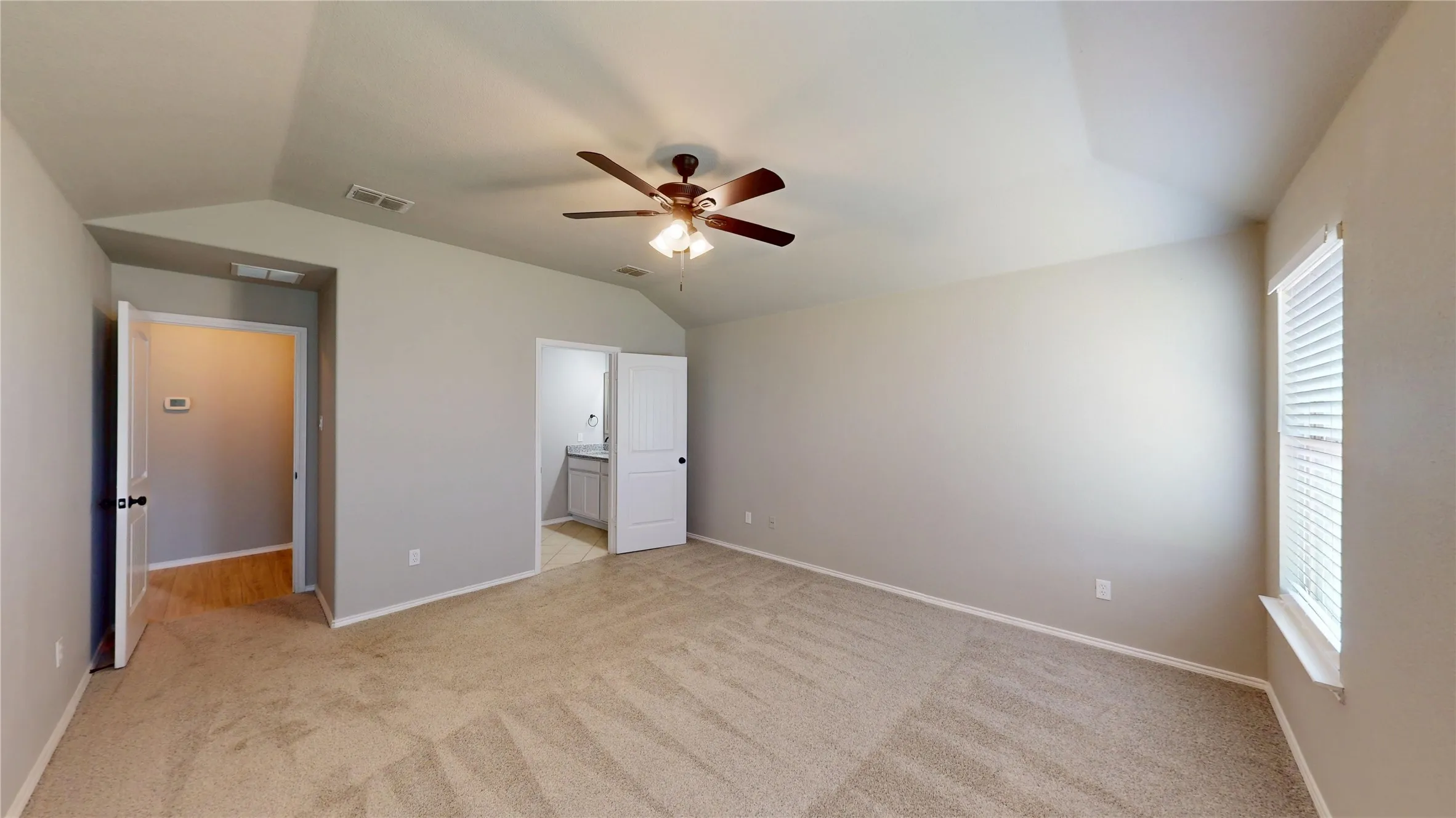 Single Family Residence For Sale in Tarrant County , 344 Coral Vine Lane, Burleson, Texas 76028, 3 Bedroom, 2 Bathroom, 2 Garage spaces, 1,860 Sqft, built in 2013, mls#21351641, Real Estate Agent in Burleson, Homes For Sale in Tarrant county, Homes For Sale in Burleson, Realtor in Burleson Texas, Real Estate Brokerage Independent Realty Texas, Luminita Cordes Realtor