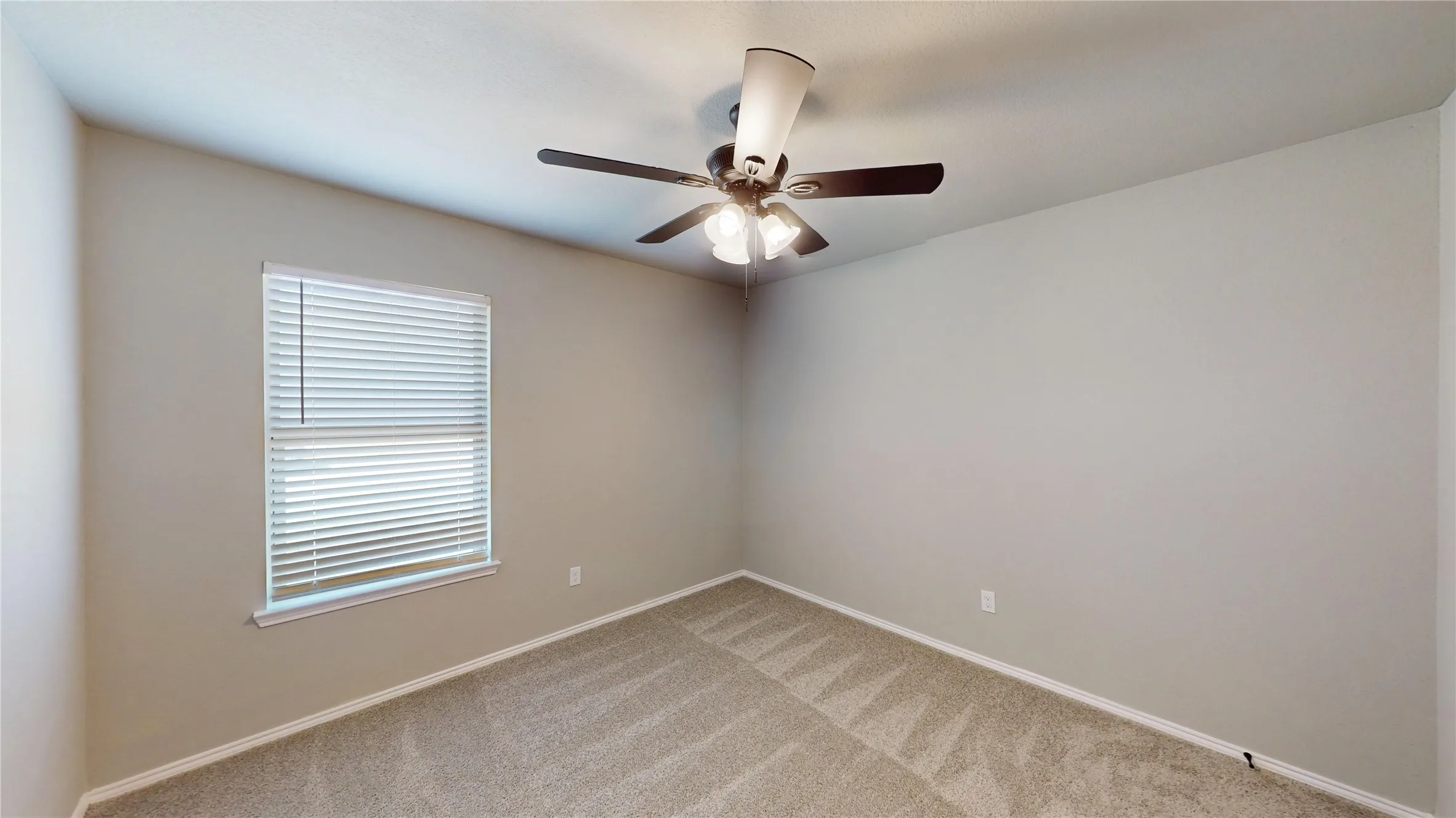 Single Family Residence For Sale in Tarrant County , 344 Coral Vine Lane, Burleson, Texas 76028, 3 Bedroom, 2 Bathroom, 2 Garage spaces, 1,860 Sqft, built in 2013, mls#21351641, Real Estate Agent in Burleson, Homes For Sale in Tarrant county, Homes For Sale in Burleson, Realtor in Burleson Texas, Real Estate Brokerage Independent Realty Texas, Luminita Cordes Realtor