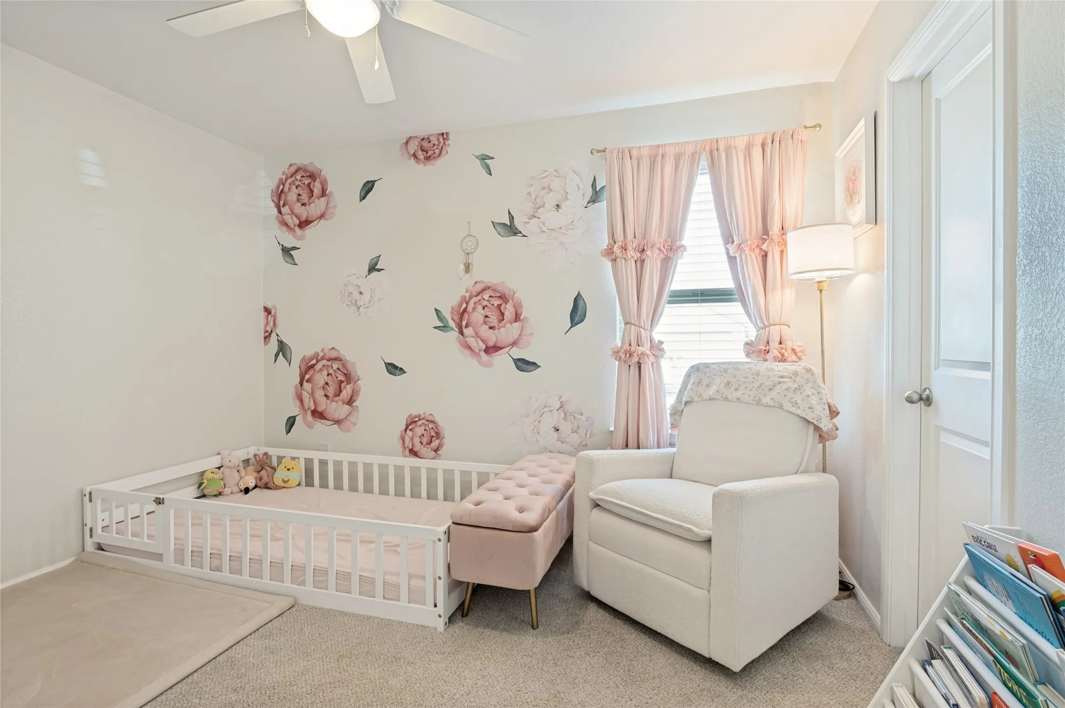 Single Family Residence For Sale in Tarrant County , 6929 Whisper Field, Fort Worth, Texas 76120, 3 Bedroom, 2 Bathroom, 2 Garage spaces, 1,450 Sqft, built in 2021, mls#21352749, Real Estate Agent in Fort Worth, Homes For Sale in Tarrant county, Homes For Sale in Fort Worth, Realtor in Fort Worth Texas, Real Estate Brokerage Independent Realty Texas, Luminita Cordes Realtor