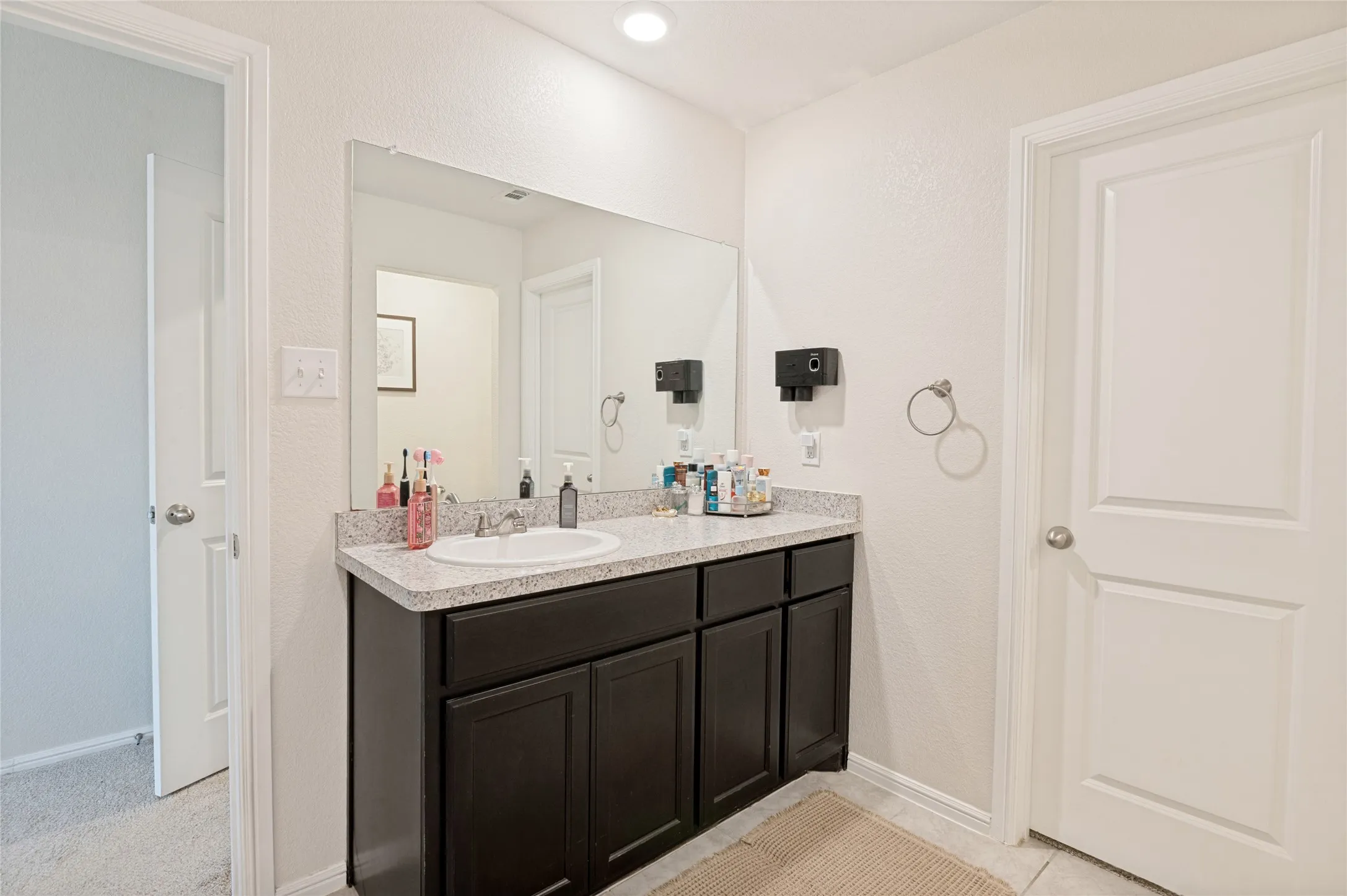 Single Family Residence For Sale in Tarrant County , 6929 Whisper Field, Fort Worth, Texas 76120, 3 Bedroom, 2 Bathroom, 2 Garage spaces, 1,450 Sqft, built in 2021, mls#21352749, Real Estate Agent in Fort Worth, Homes For Sale in Tarrant county, Homes For Sale in Fort Worth, Realtor in Fort Worth Texas, Real Estate Brokerage Independent Realty Texas, Luminita Cordes Realtor