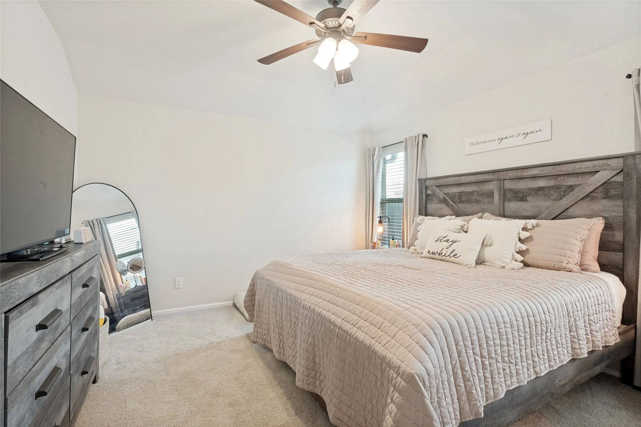 Single Family Residence For Sale in Tarrant County , 6929 Whisper Field, Fort Worth, Texas 76120, 3 Bedroom, 2 Bathroom, 2 Garage spaces, 1,450 Sqft, built in 2021, mls#21352749, Real Estate Agent in Fort Worth, Homes For Sale in Tarrant county, Homes For Sale in Fort Worth, Realtor in Fort Worth Texas, Real Estate Brokerage Independent Realty Texas, Luminita Cordes Realtor