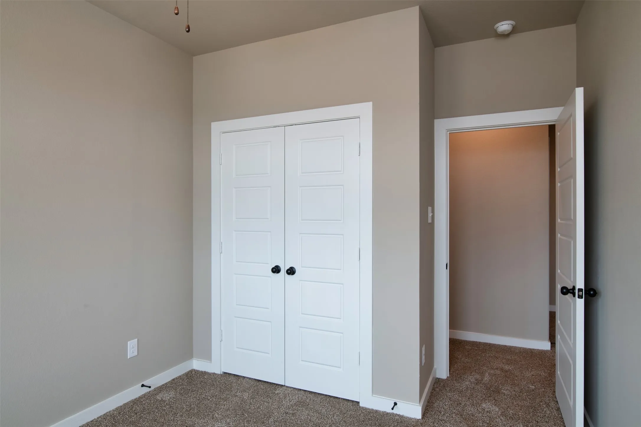 Duplex For Rent in Ellis County , 604 Harvest Moon Drive, Venus, Texas 76084, 3 Bedroom, 3 Bathroom, 2 Garage spaces, 1,422 Sqft, built in 2021, mls#21352892, Real Estate Agent in Venus, Homes For Rent in Ellis county, Homes For Rent in Venus, Realtor in Venus Texas, Real Estate Brokerage Independent Realty Texas, Luminita Cordes Realtor