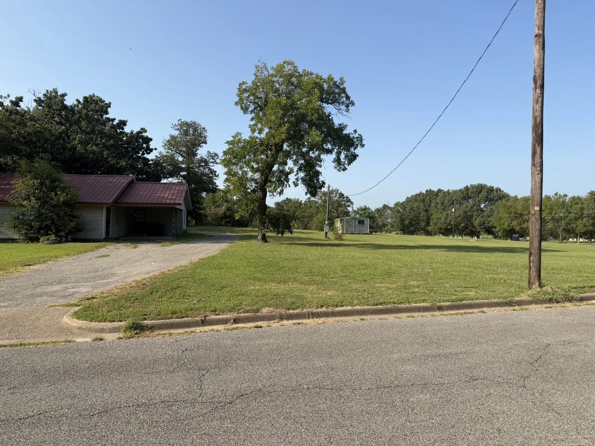 Unimproved Land For Sale in Henderson County , 112 Gibson Road, Athens, Texas 75751, 0, 0, Garage spaces, 0 Sqft, built in 1958, Price $294,750, mls#21352908, Real Estate Agent in Athens, Homes For Sale in Henderson county, Homes For Sale in Athens, Realtor in Athens Texas, Real Estate Brokerage Independent Realty Texas, Luminita Cordes Realtor