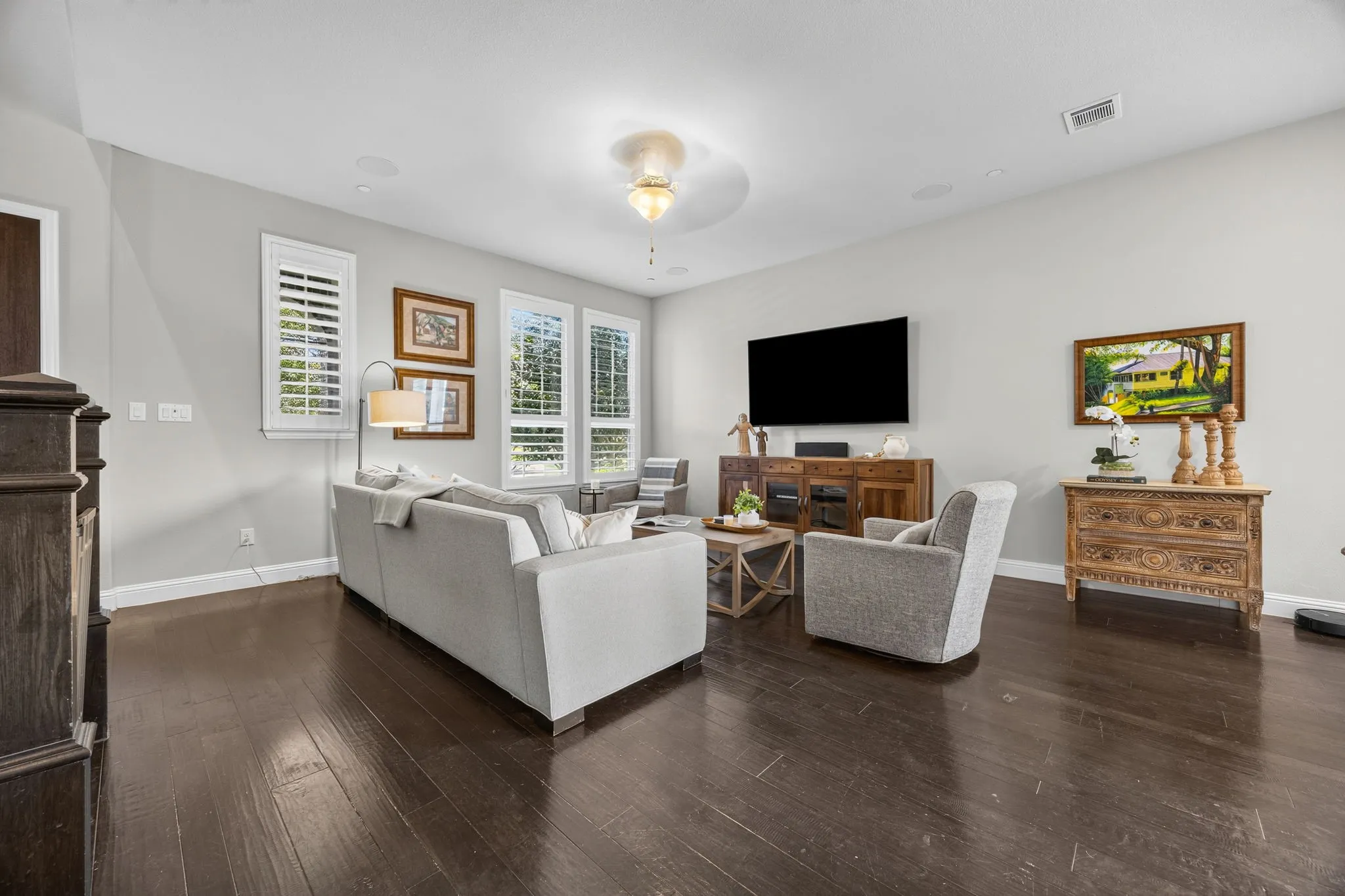 Single Family Residence For Sale in Collin County , 1325 Bailey Lane, Allen, Texas 75013, 3 Bedroom, 3 Bathroom, 2 Garage spaces, 2,367 Sqft, built in 2018, mls#21350985, Real Estate Agent in Allen, Homes For Sale in Collin county, Homes For Sale in Allen, Realtor in Allen Texas, Real Estate Brokerage Independent Realty Texas, Luminita Cordes Realtor